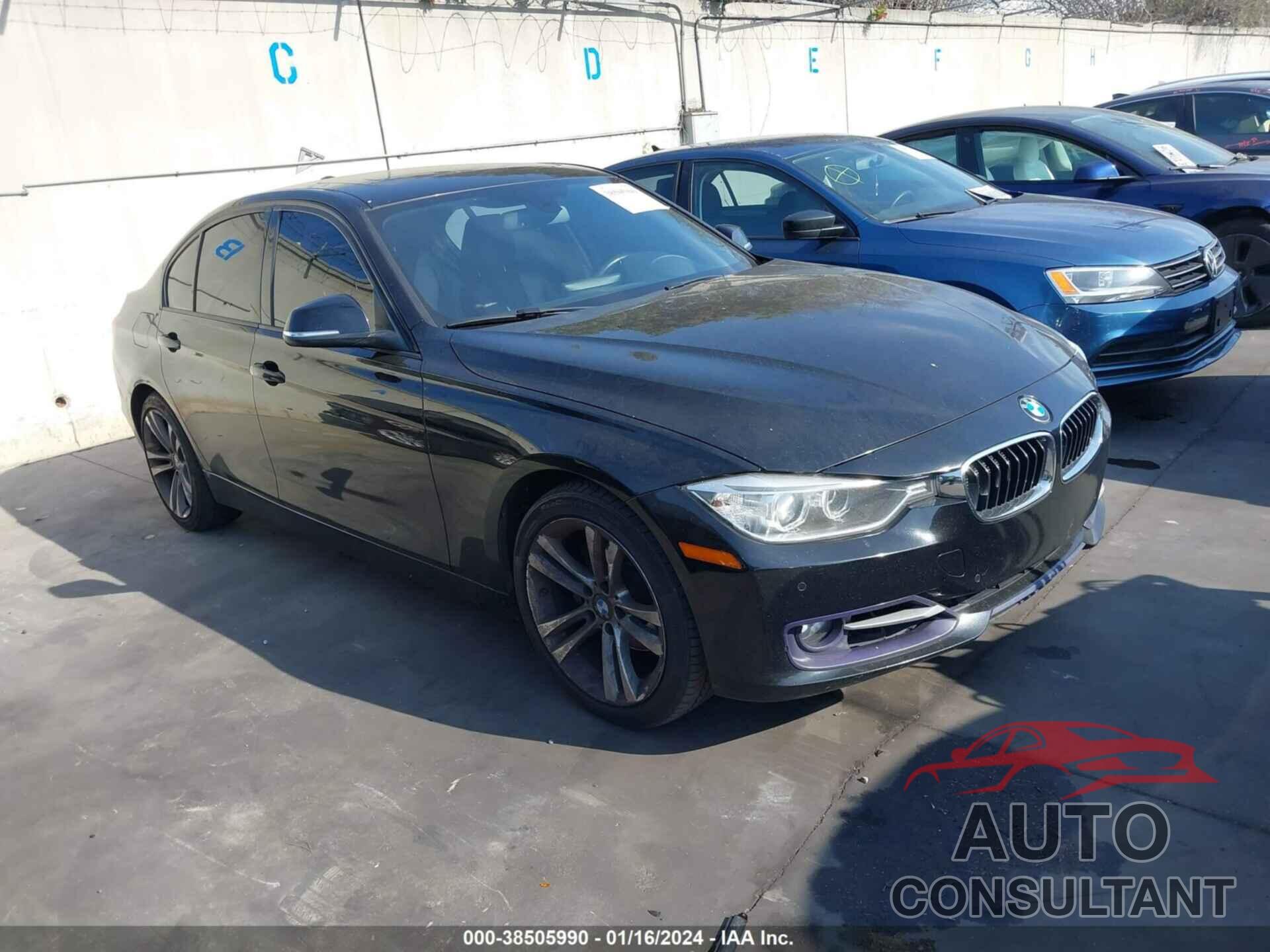 BMW 328I 2015 - WBA3B3G56FNT19339
