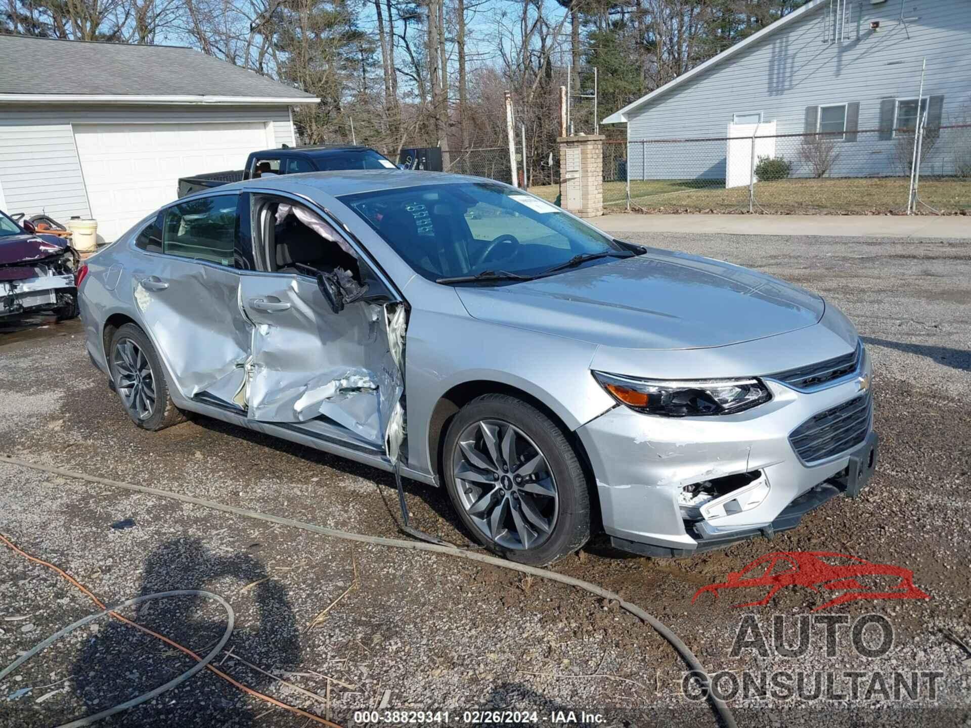 CHEVROLET MALIBU 2017 - 1G1ZE5ST9HF242865