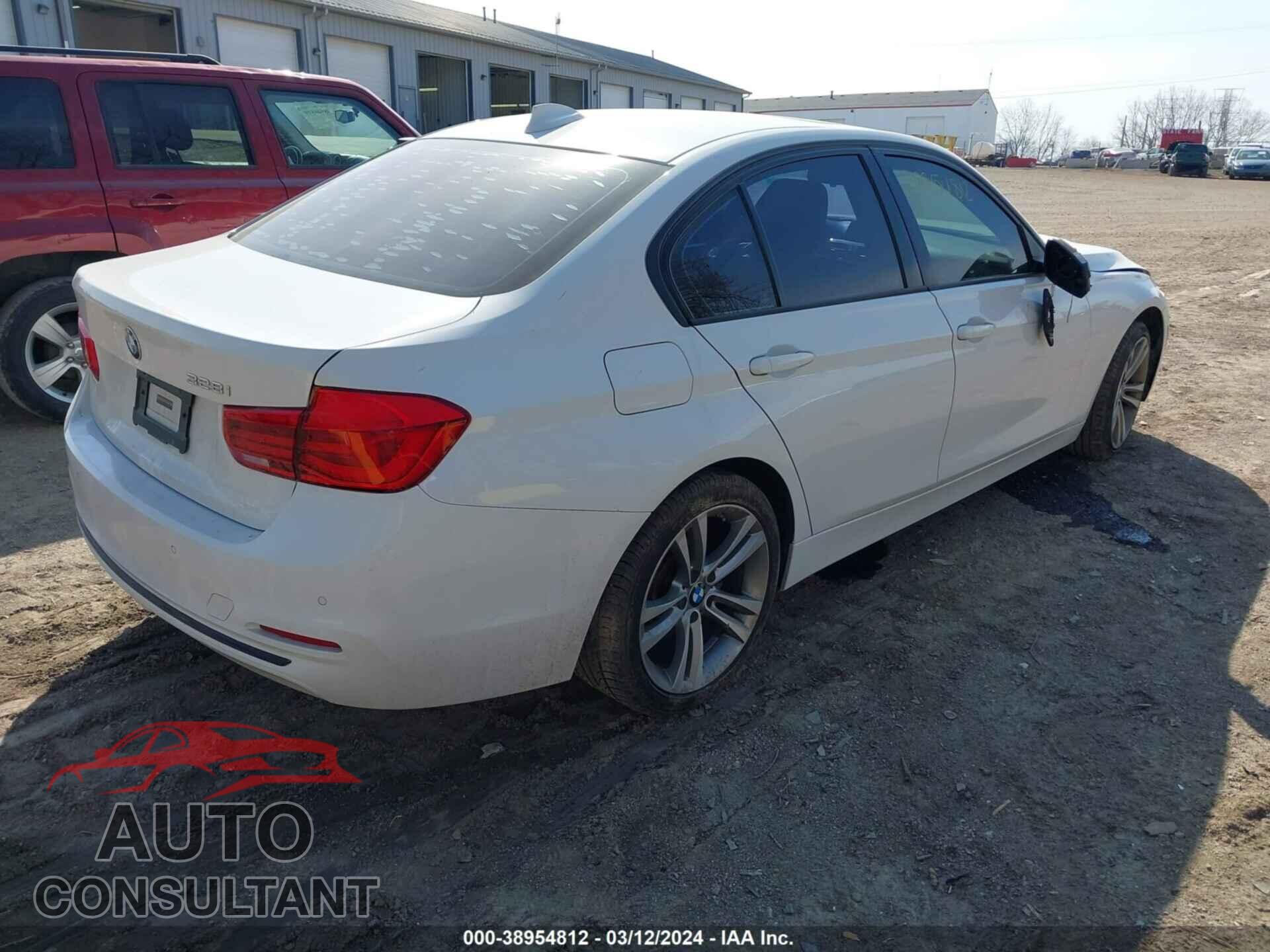 BMW 328I 2016 - WBA8E9G59GNU30064