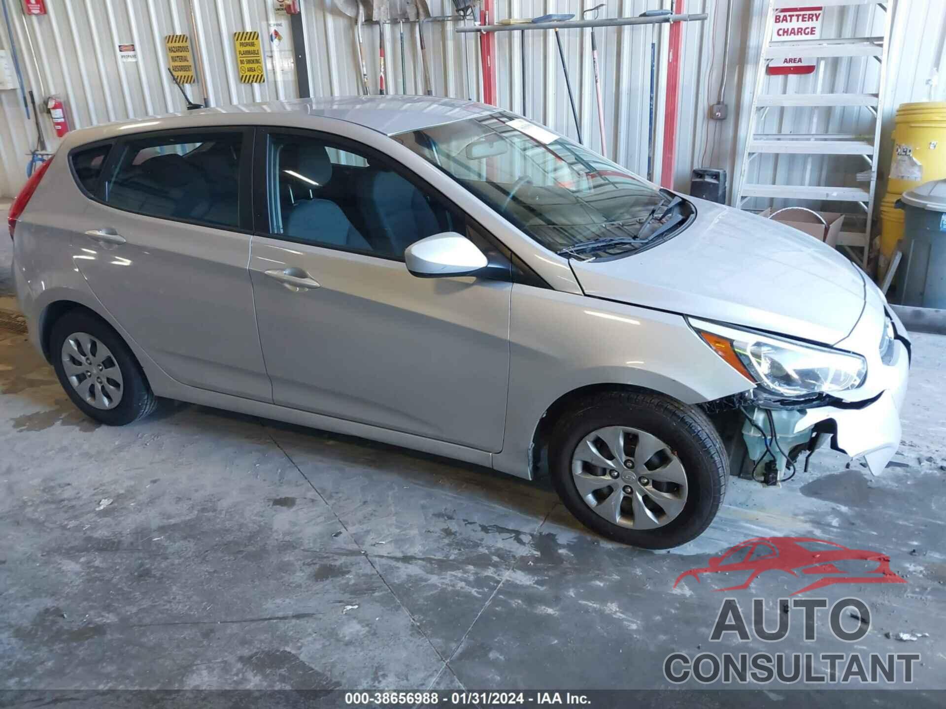 HYUNDAI ACCENT 2017 - KMHCT5AE4HU315640