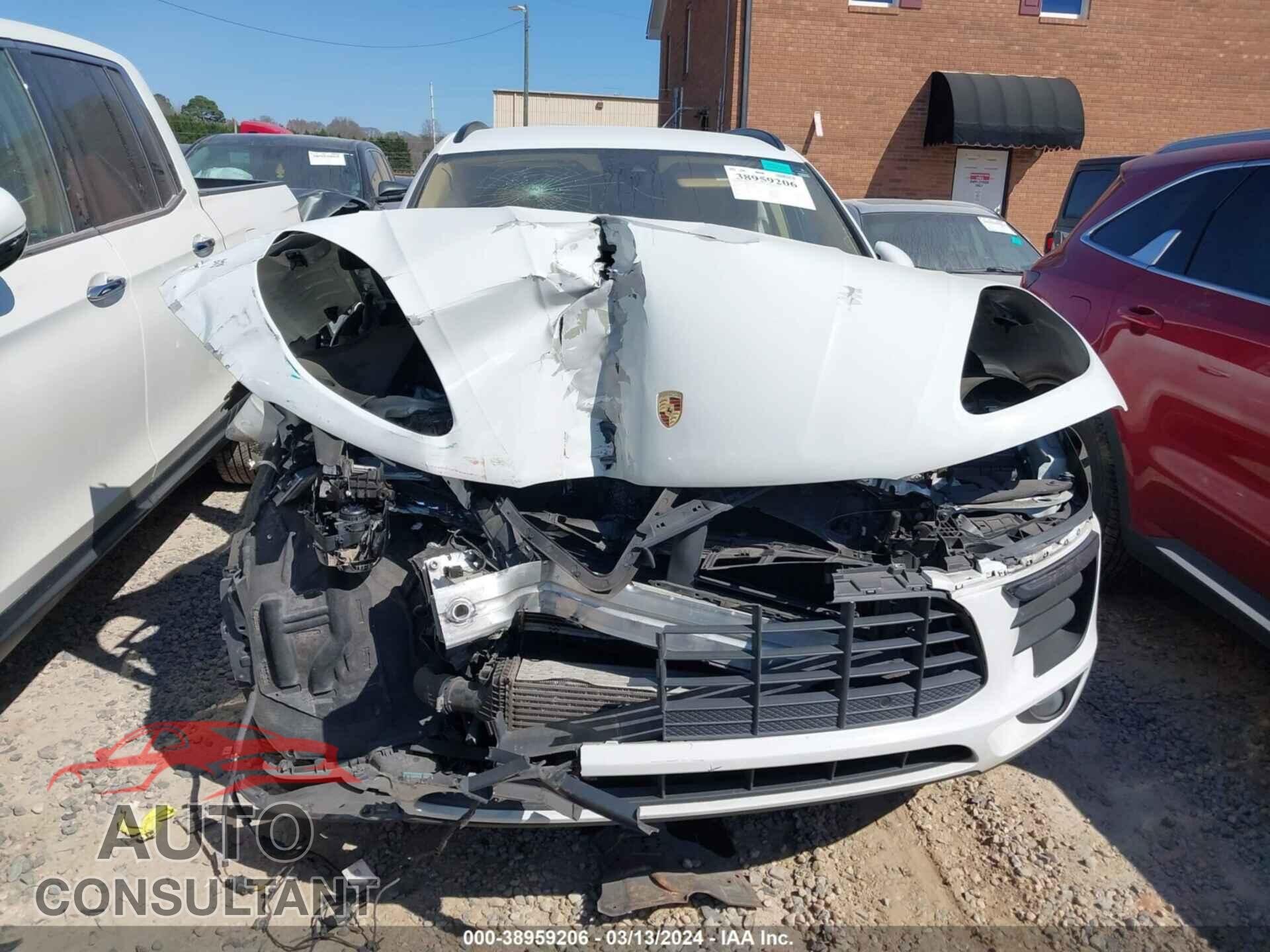 PORSCHE MACAN 2017 - WP1AA2A57HLB01827