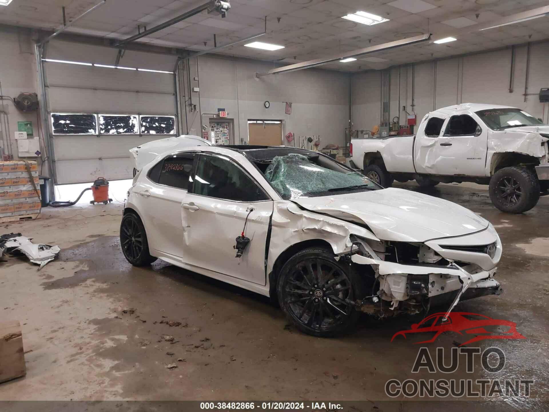TOYOTA CAMRY 2023 - 4T1K61BKXPU094446