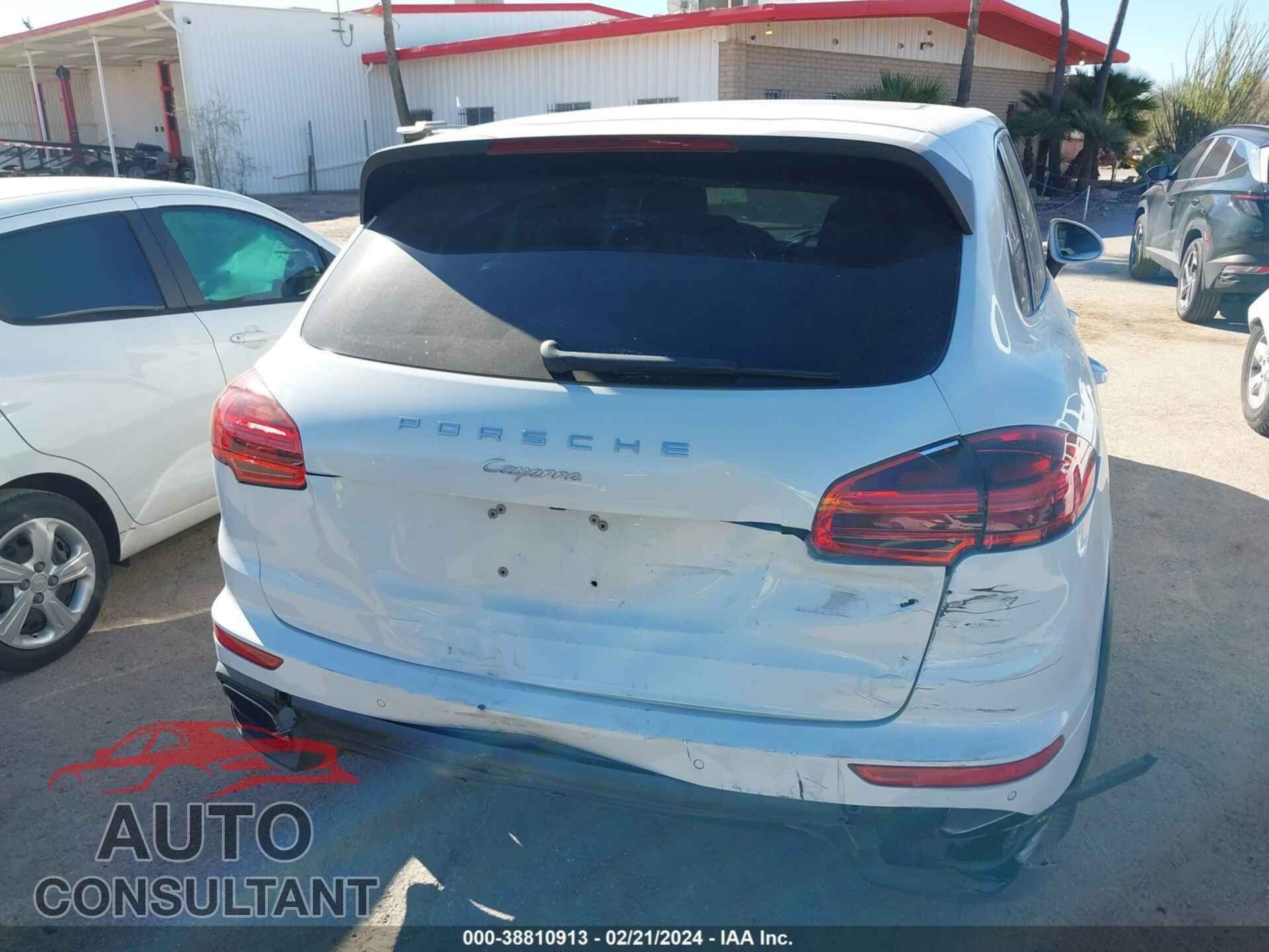 PORSCHE CAYENNE 2016 - WP1AA2A2XGLA04254
