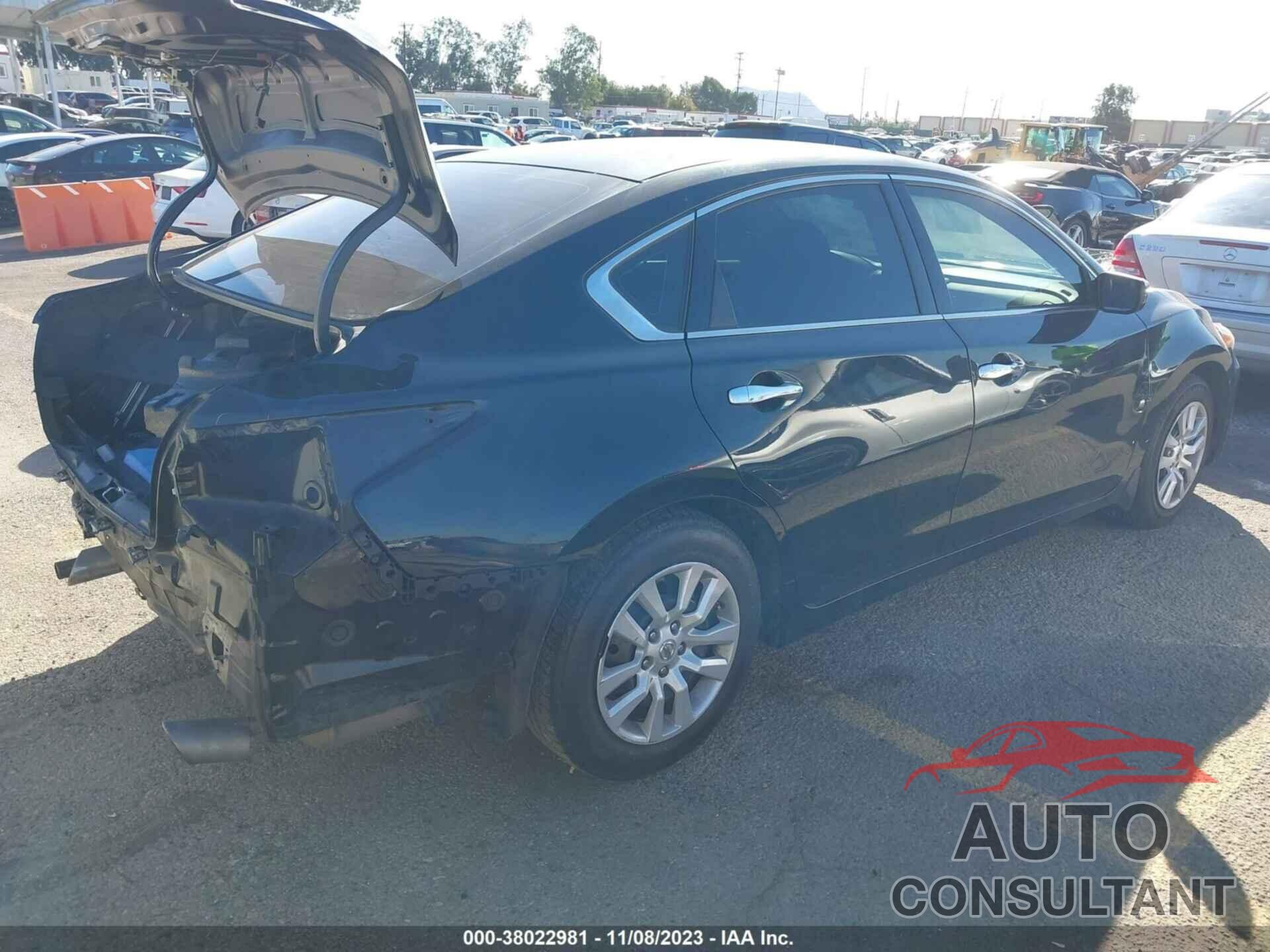 NISSAN ALTIMA 2018 - 1N4AL3AP1JC133378