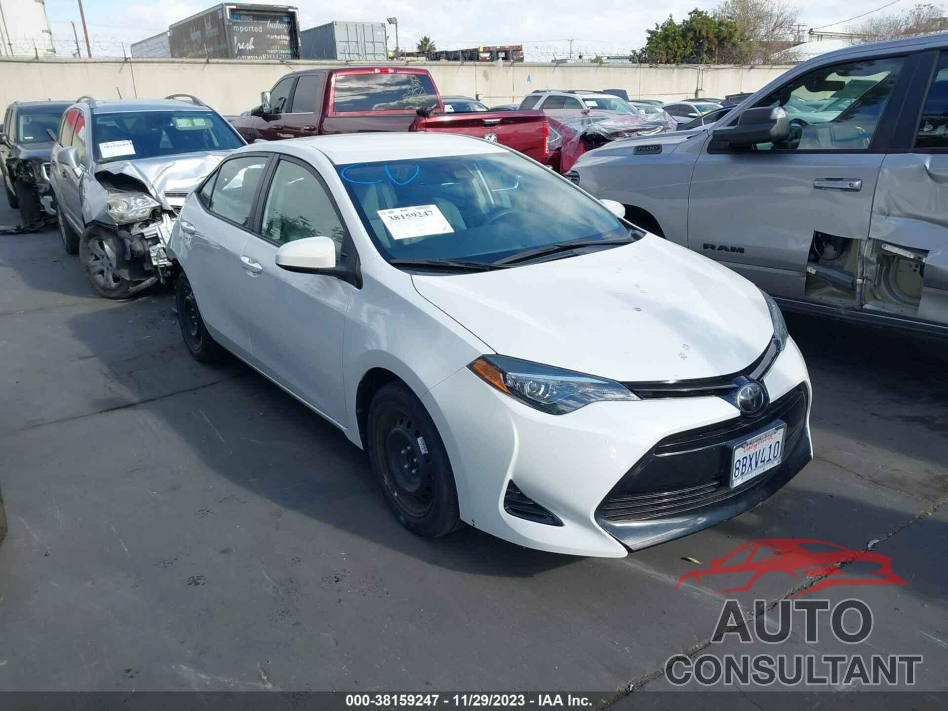 TOYOTA COROLLA 2018 - 5YFBURHE7JP787375