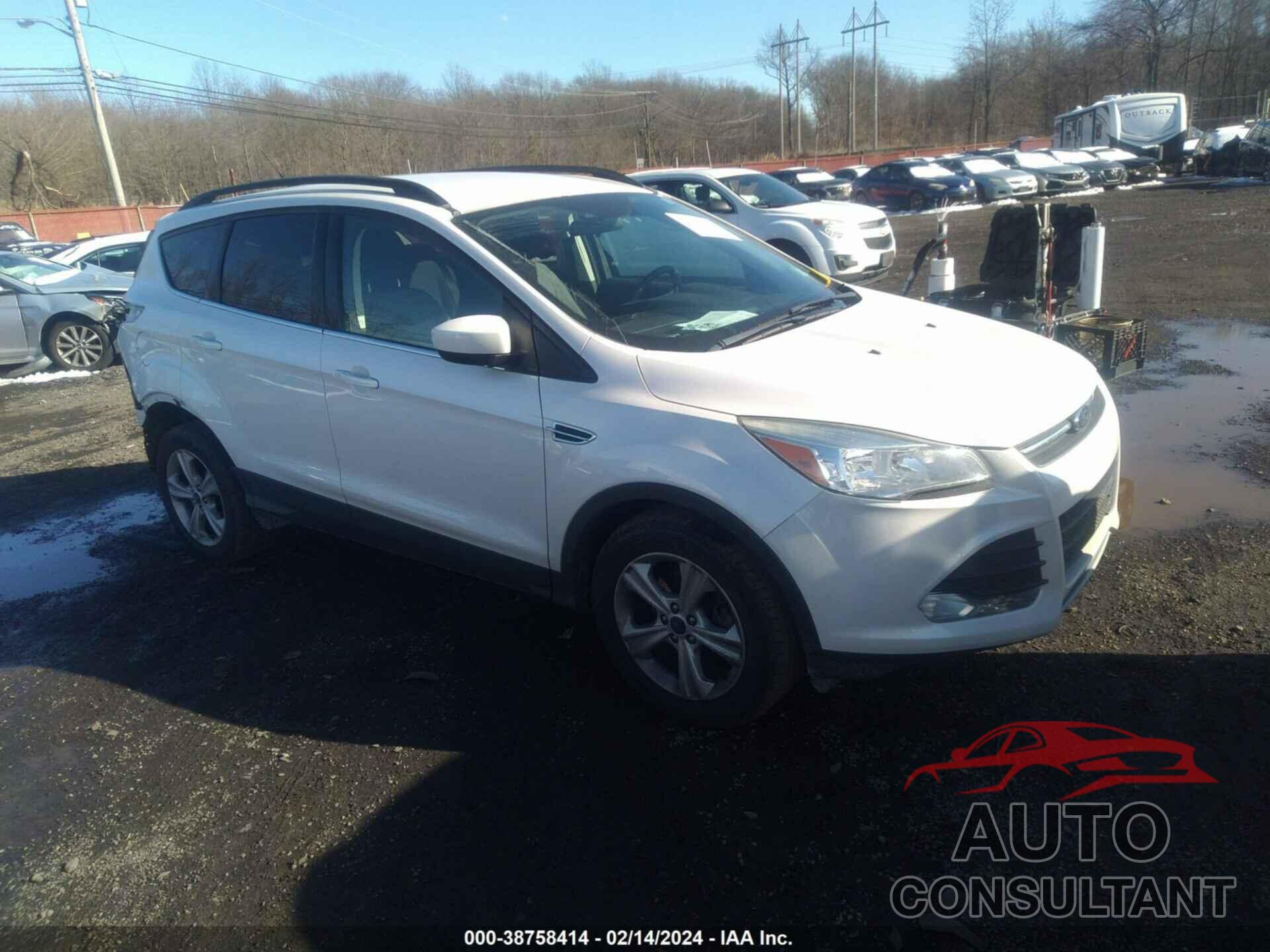 FORD ESCAPE 2016 - 1FMCU0GX4GUC33835