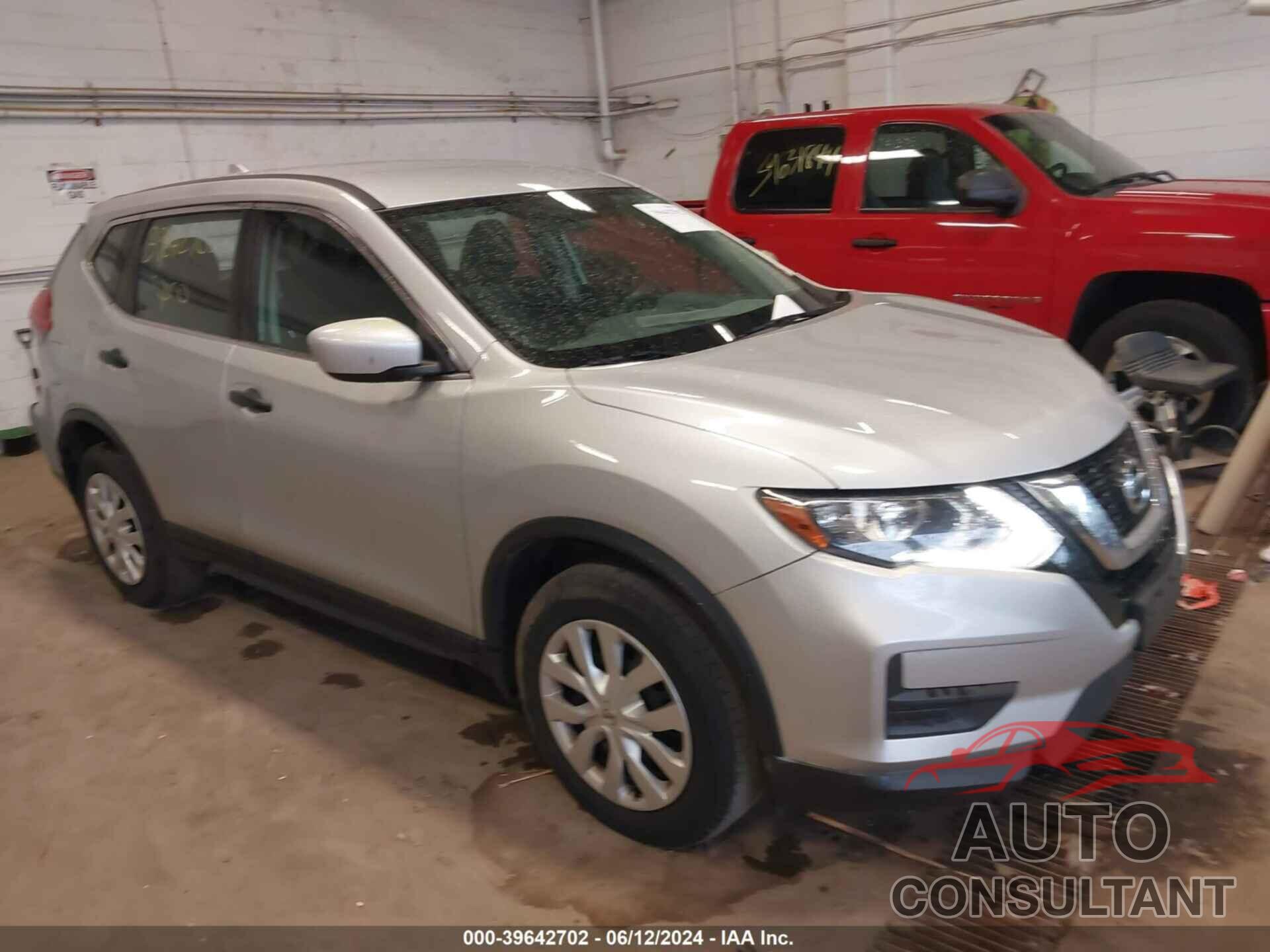 NISSAN ROGUE 2017 - 5N1AT2MV4HC773167