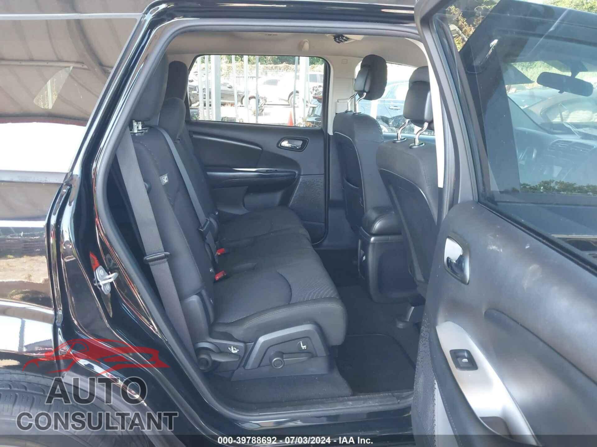 DODGE JOURNEY 2017 - 3C4PDCBGXHT531266