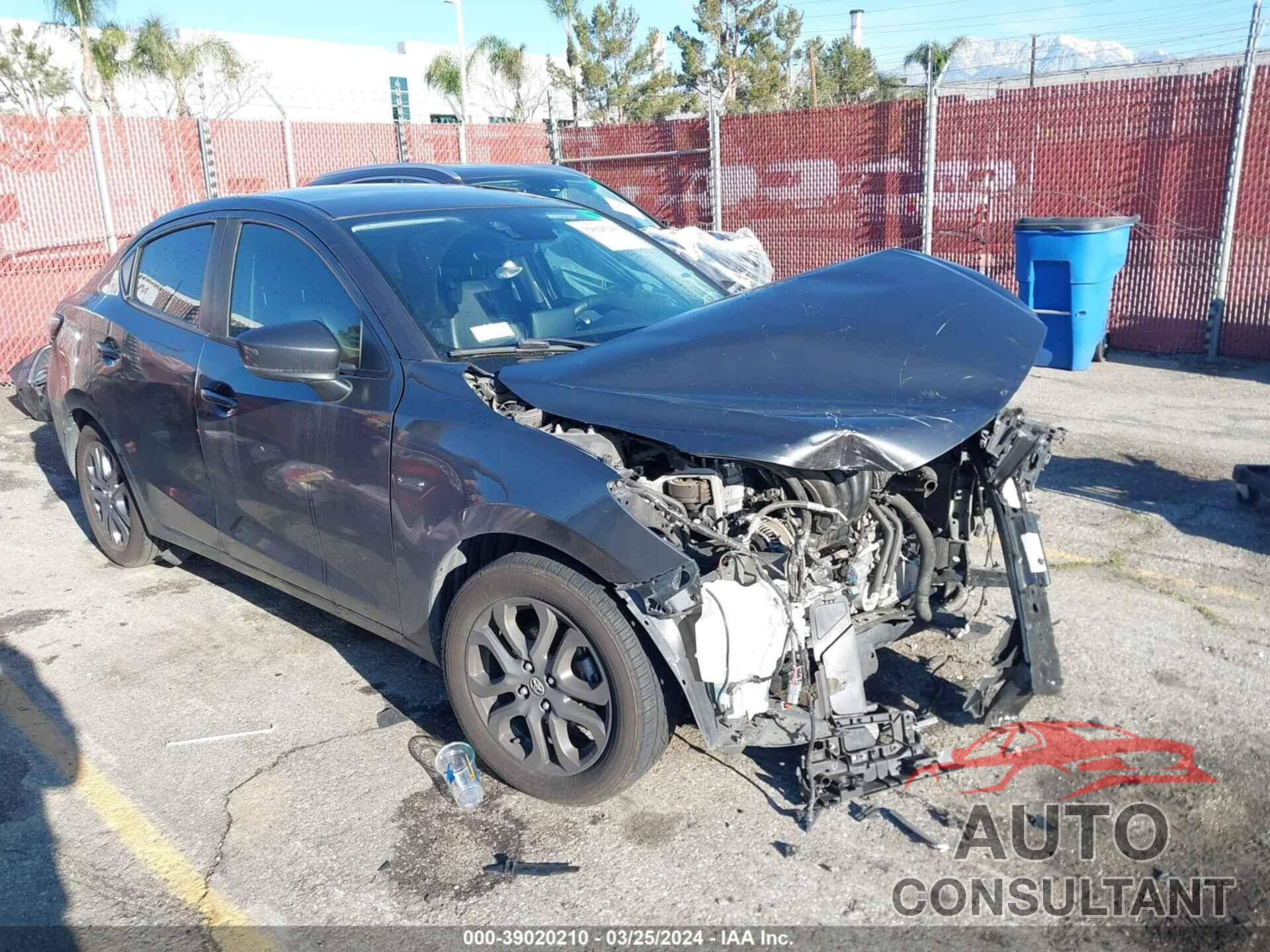 TOYOTA YARIS 2019 - 3MYDLBYV7KY519352