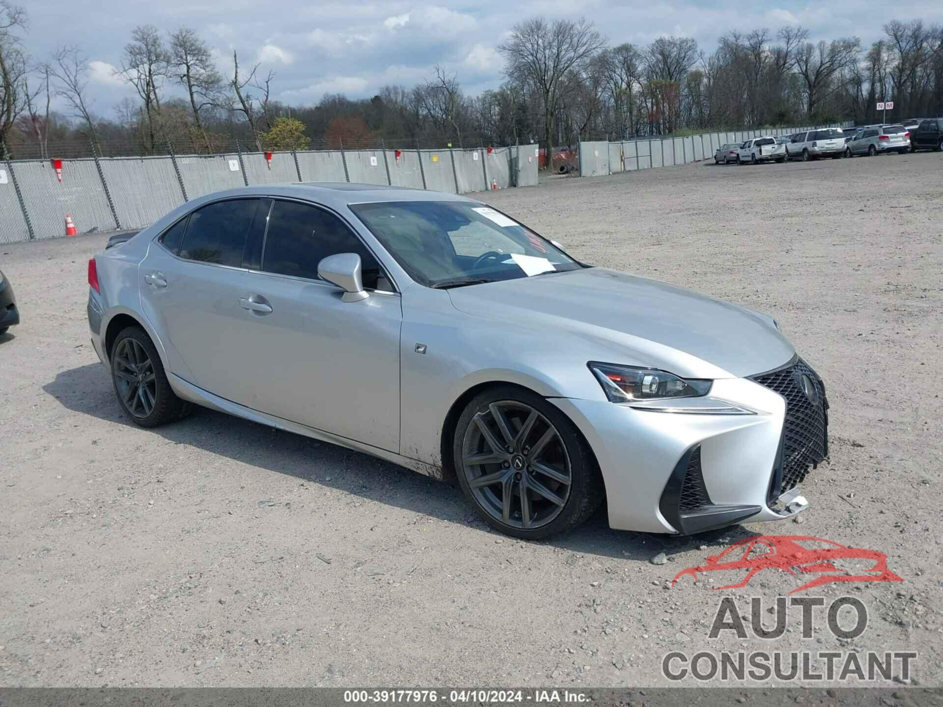 LEXUS IS 300 2019 - JTHC81D2XK5035110