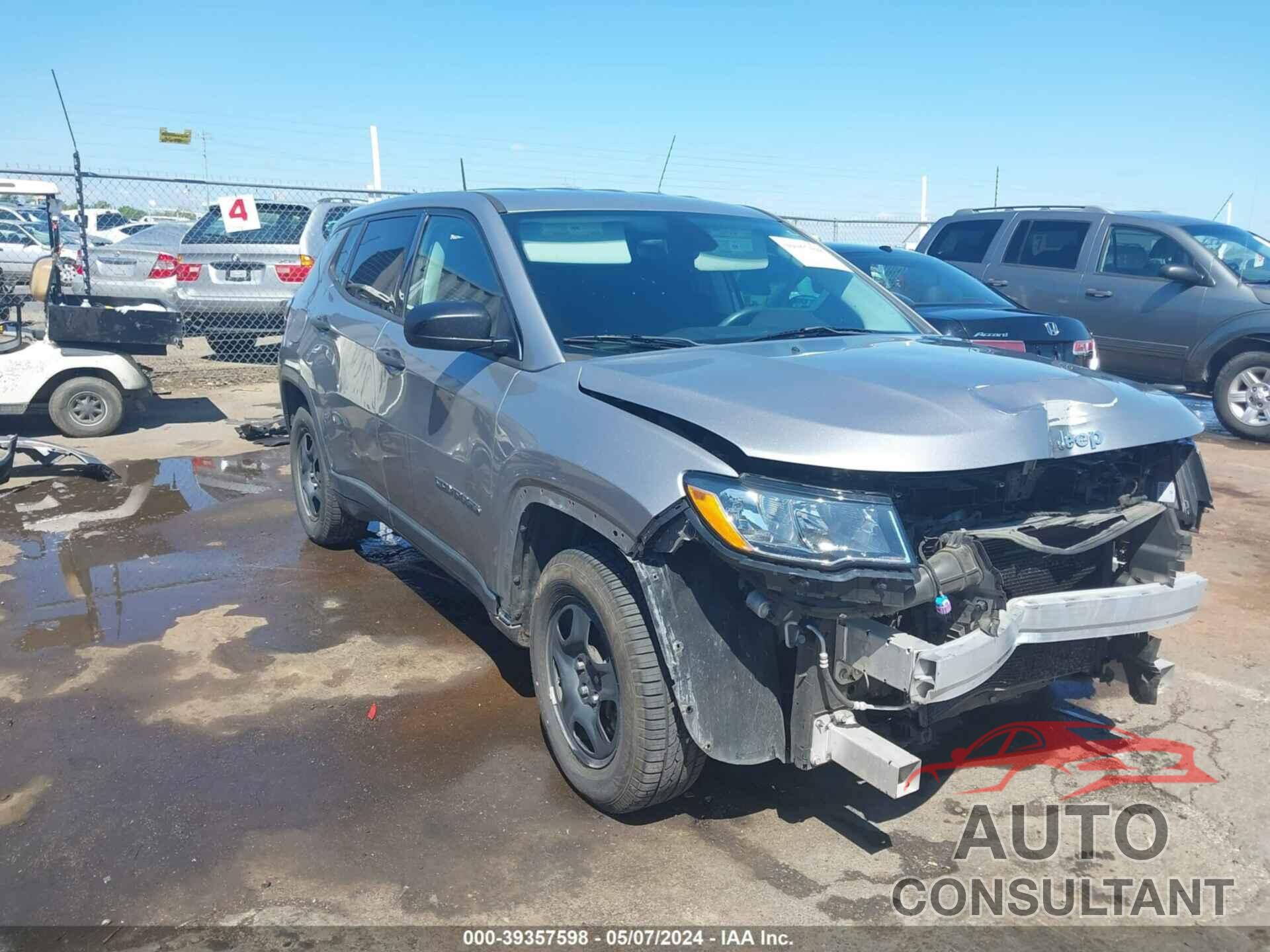 JEEP COMPASS 2018 - 3C4NJCAB7JT145058