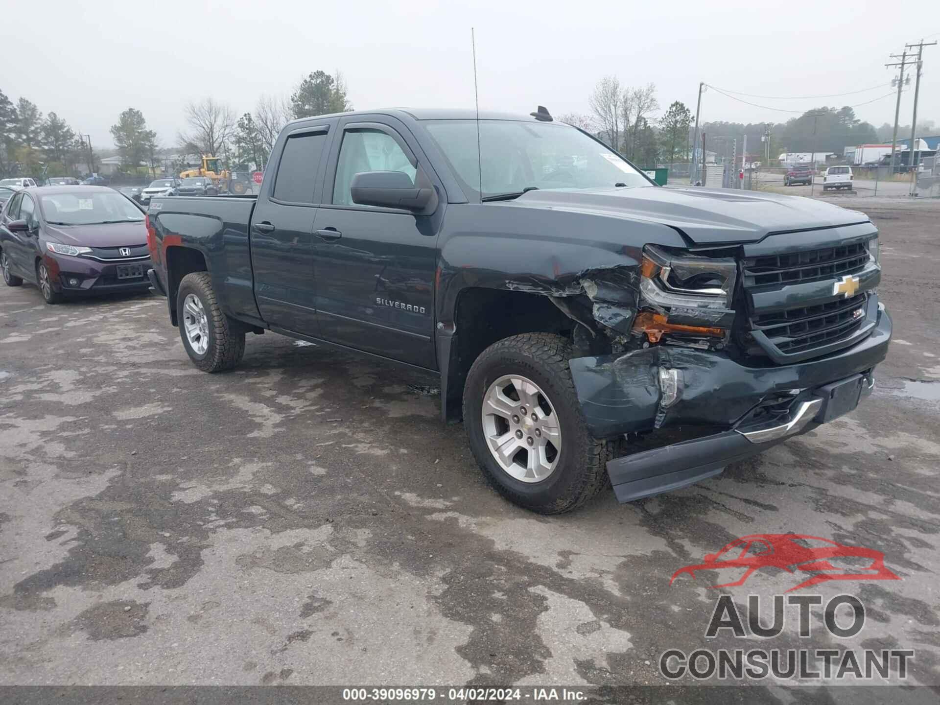 CHEVROLET SILVERADO 1500 2017 - 1GCVKREC5HZ308098