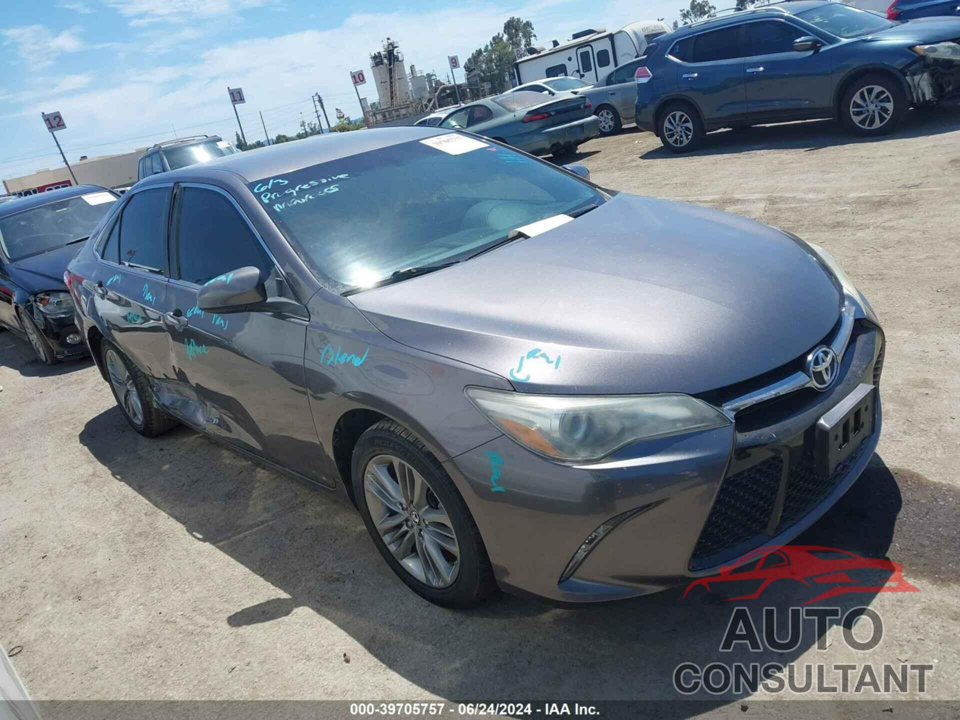 TOYOTA CAMRY 2016 - 4T1BF1FK0GU265926