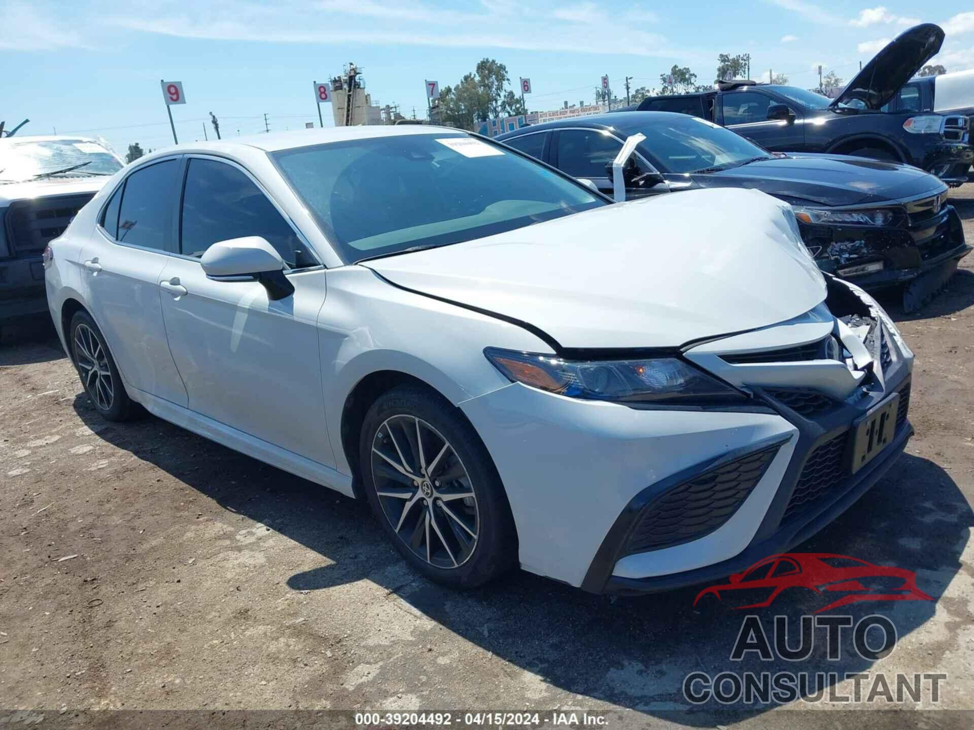 TOYOTA CAMRY 2023 - 4T1T11AK7PU090925