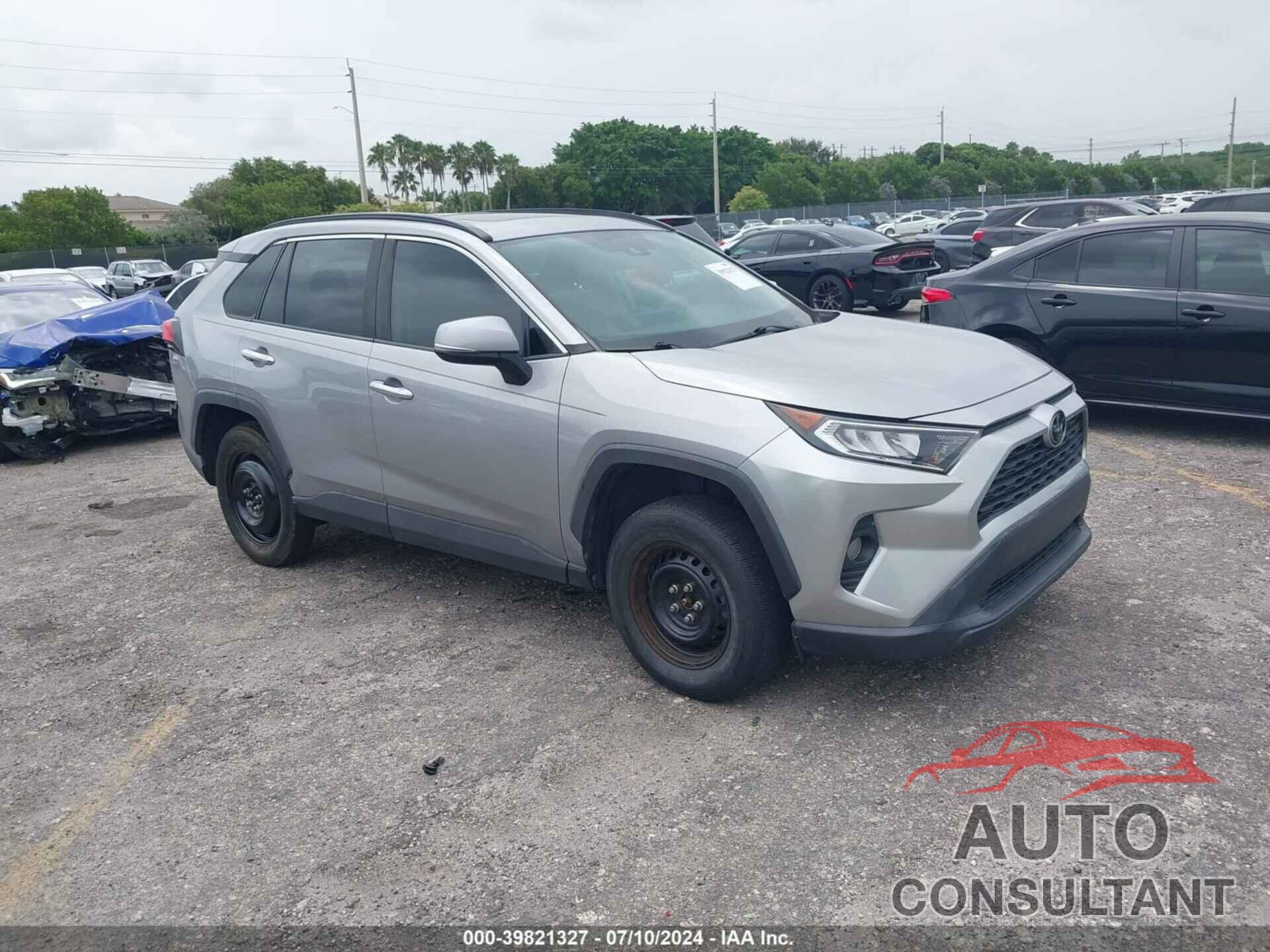 TOYOTA RAV4 2019 - 2T3C1RFV6KC012901