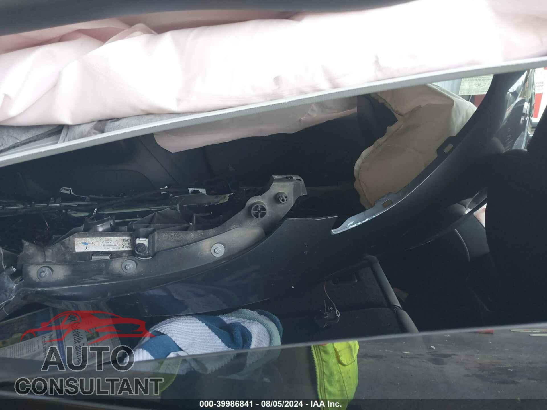 TESLA MODEL Y 2023 - 7SAYGAEE1PF772949