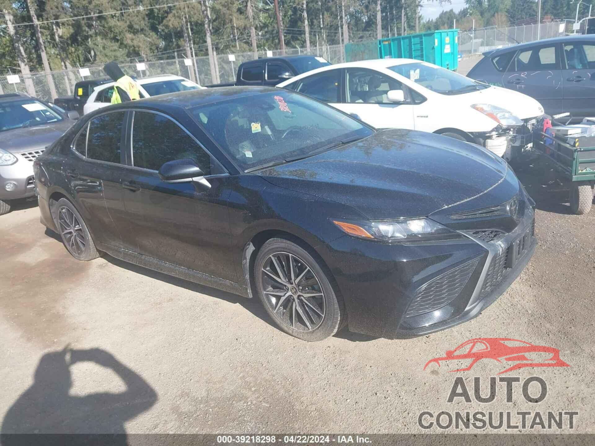 TOYOTA CAMRY 2021 - 4T1G11AK4MU579974