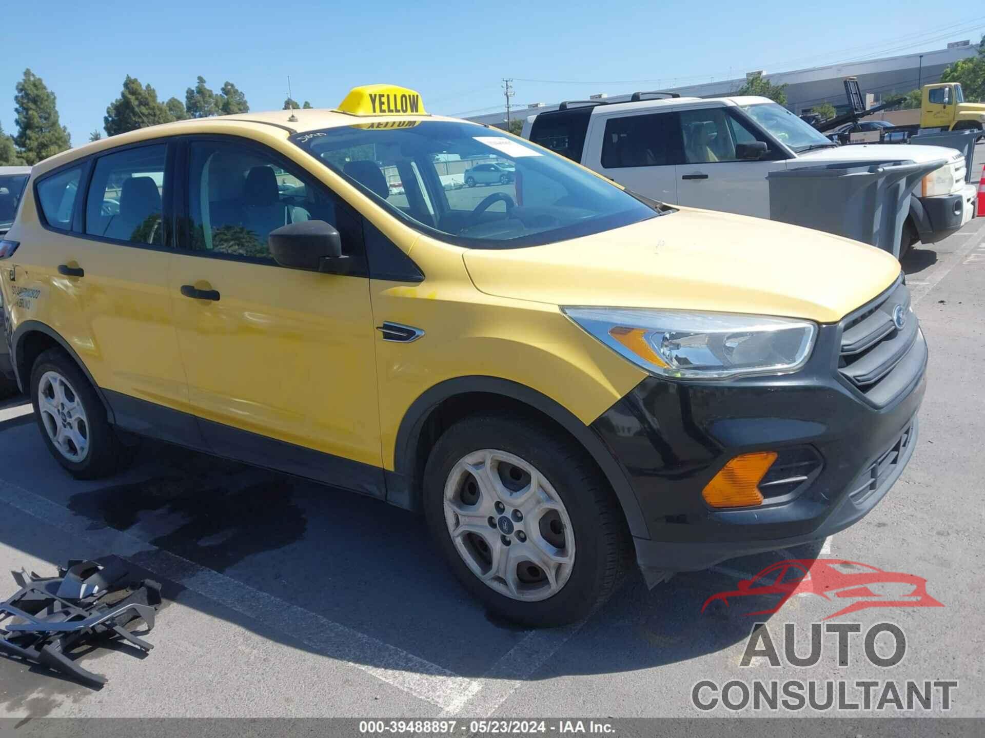 FORD ESCAPE 2017 - 1FMCU0F78HUE98647