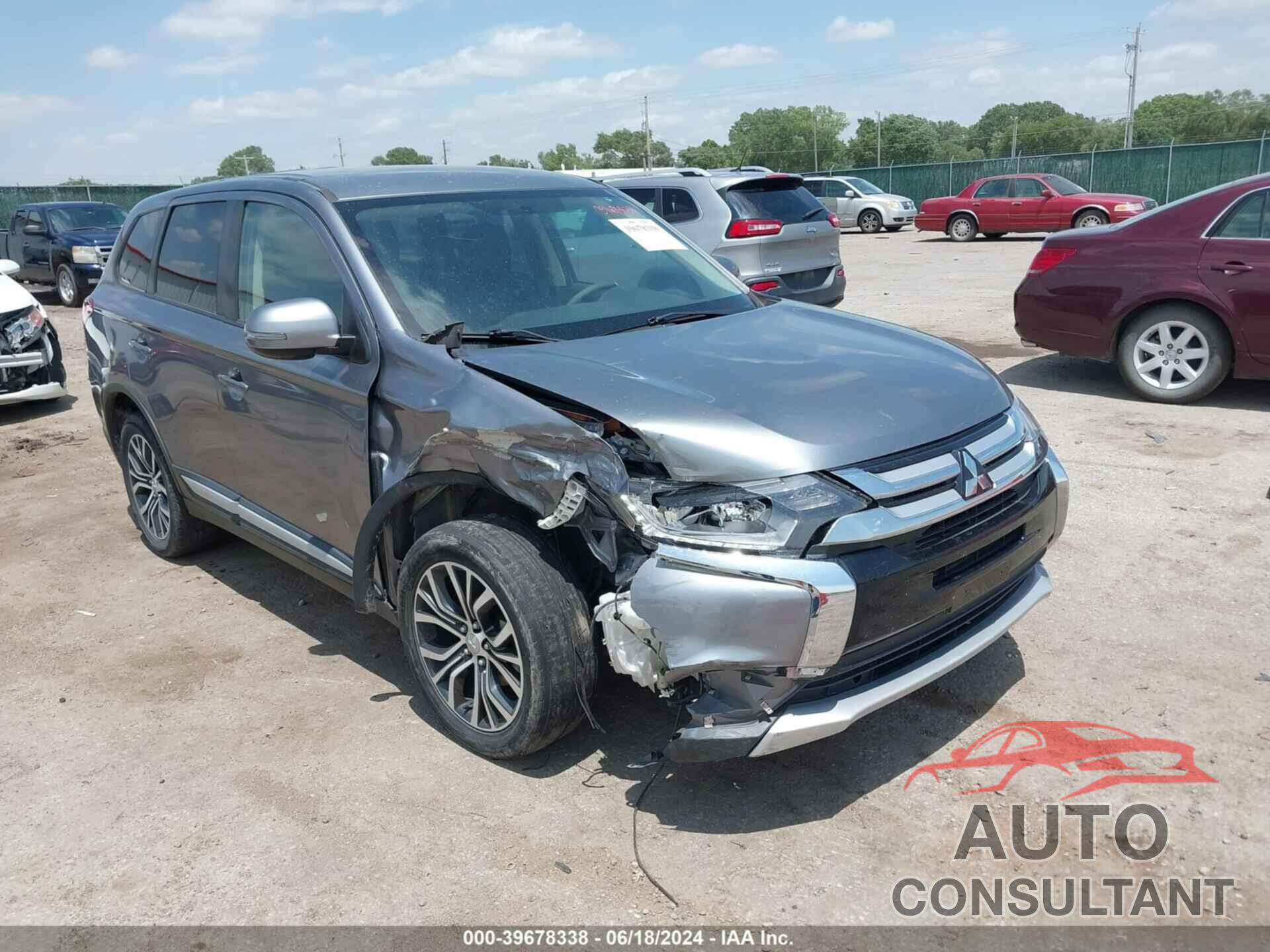 MITSUBISHI OUTLANDER 2018 - JA4AD3A36JJ002988