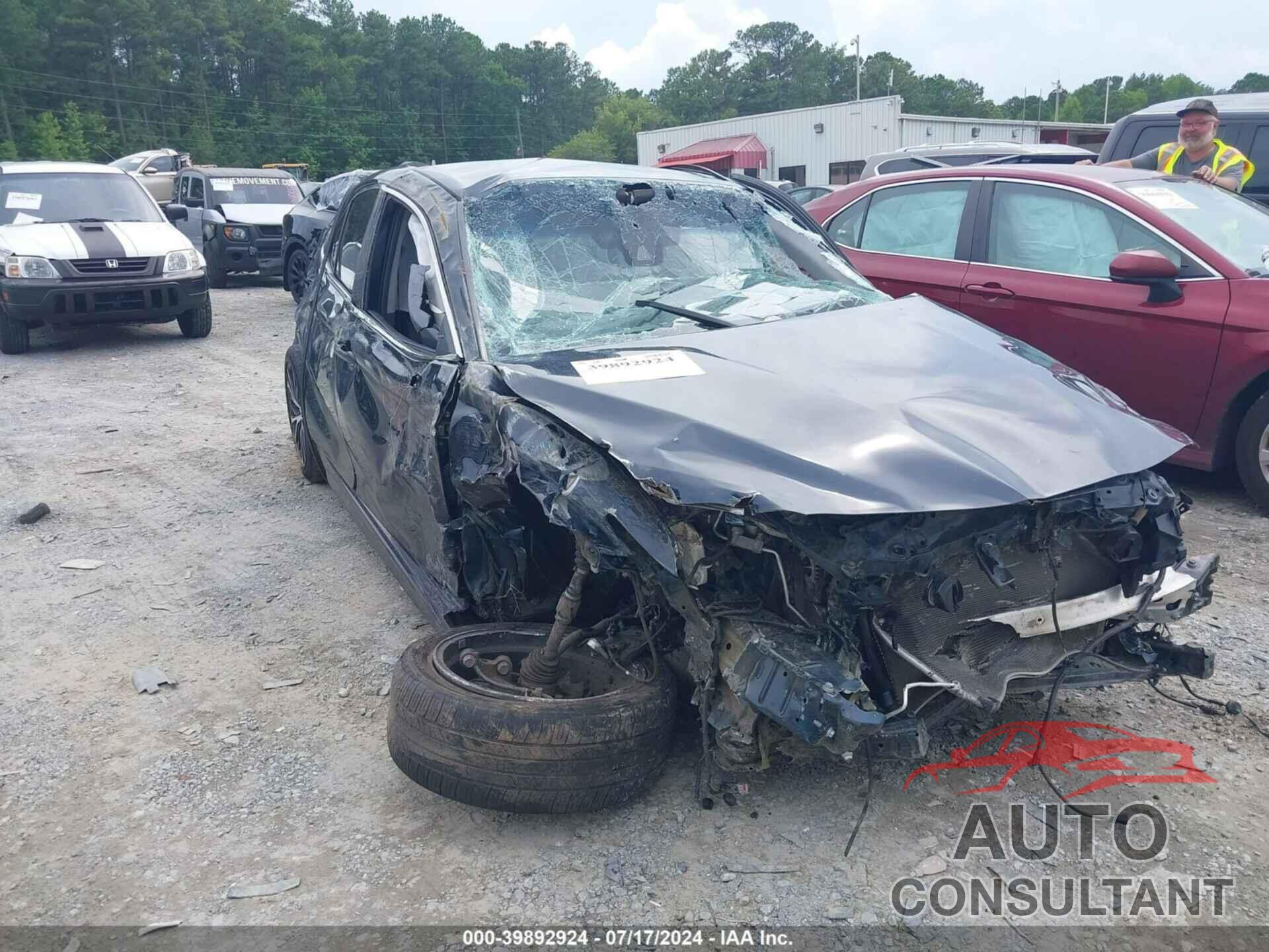 TOYOTA CAMRY 2019 - 4T1B11HK6KU290611