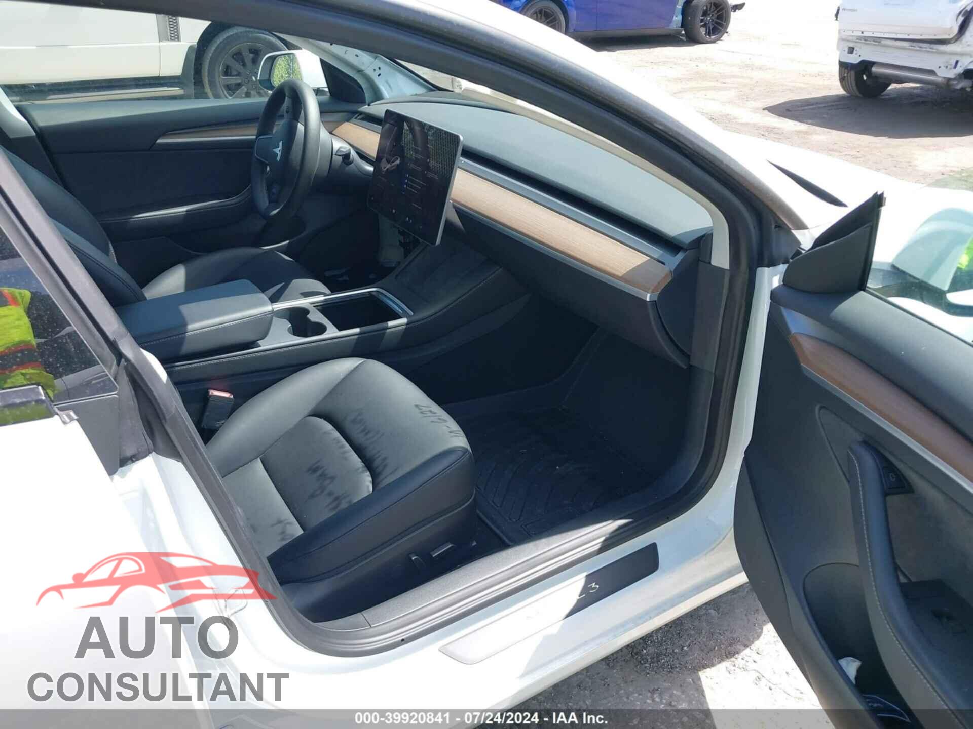 TESLA MODEL 3 2023 - 5YJ3E1EA2PF558465