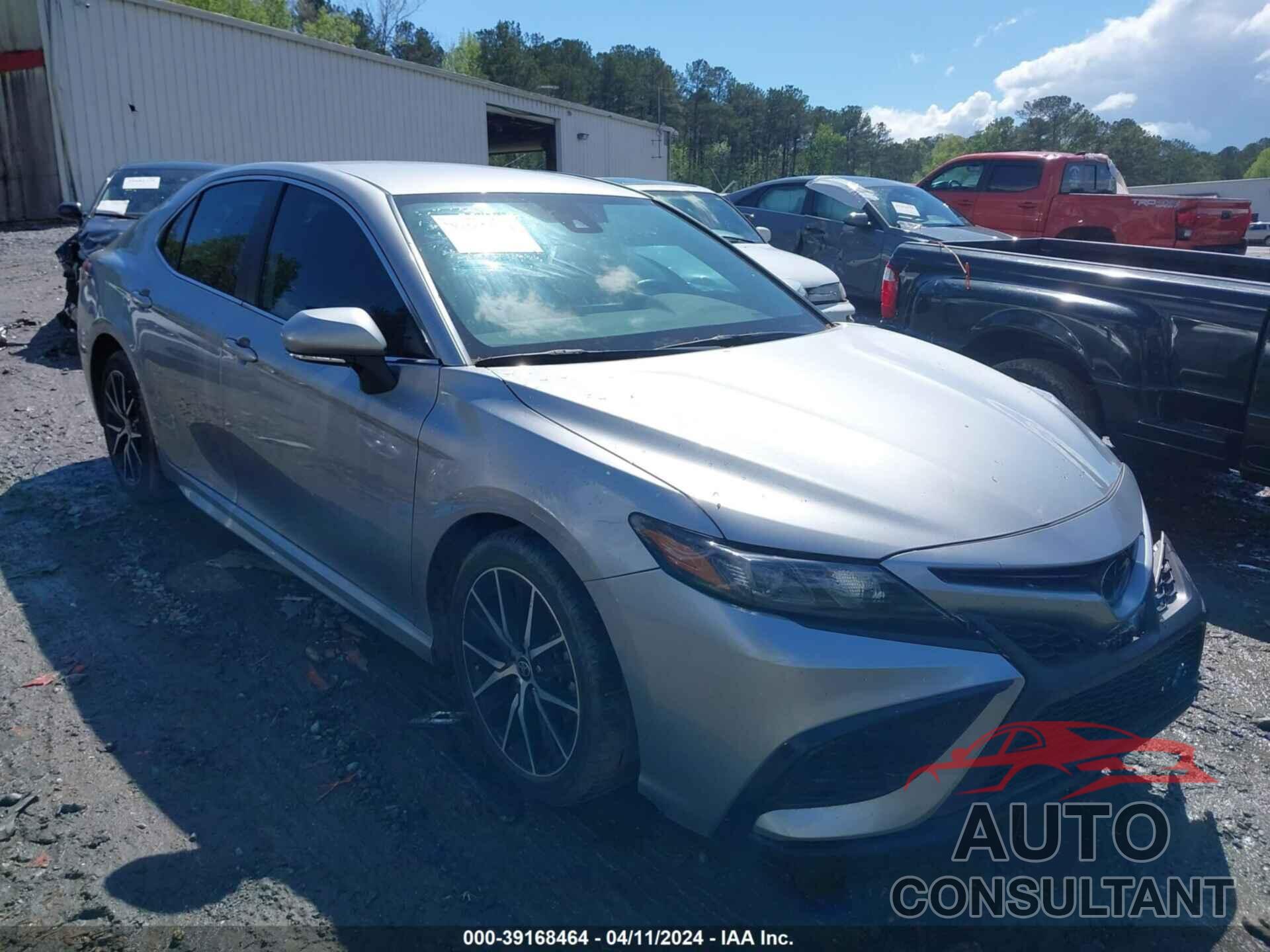TOYOTA CAMRY 2022 - 4T1G11AK7NU675373
