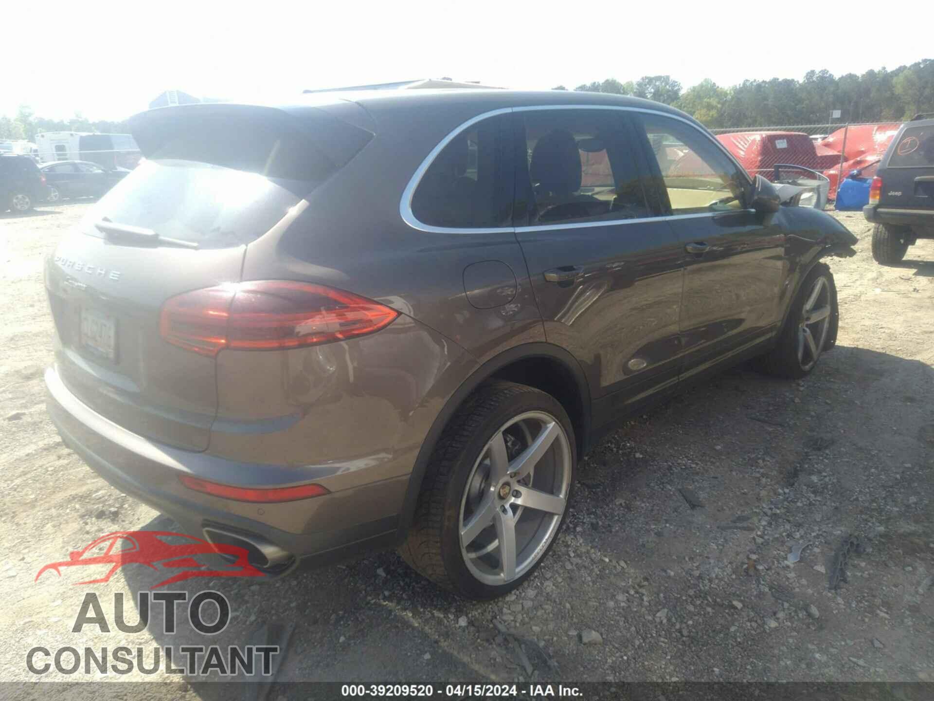PORSCHE CAYENNE 2016 - WP1AA2A20GKA12255