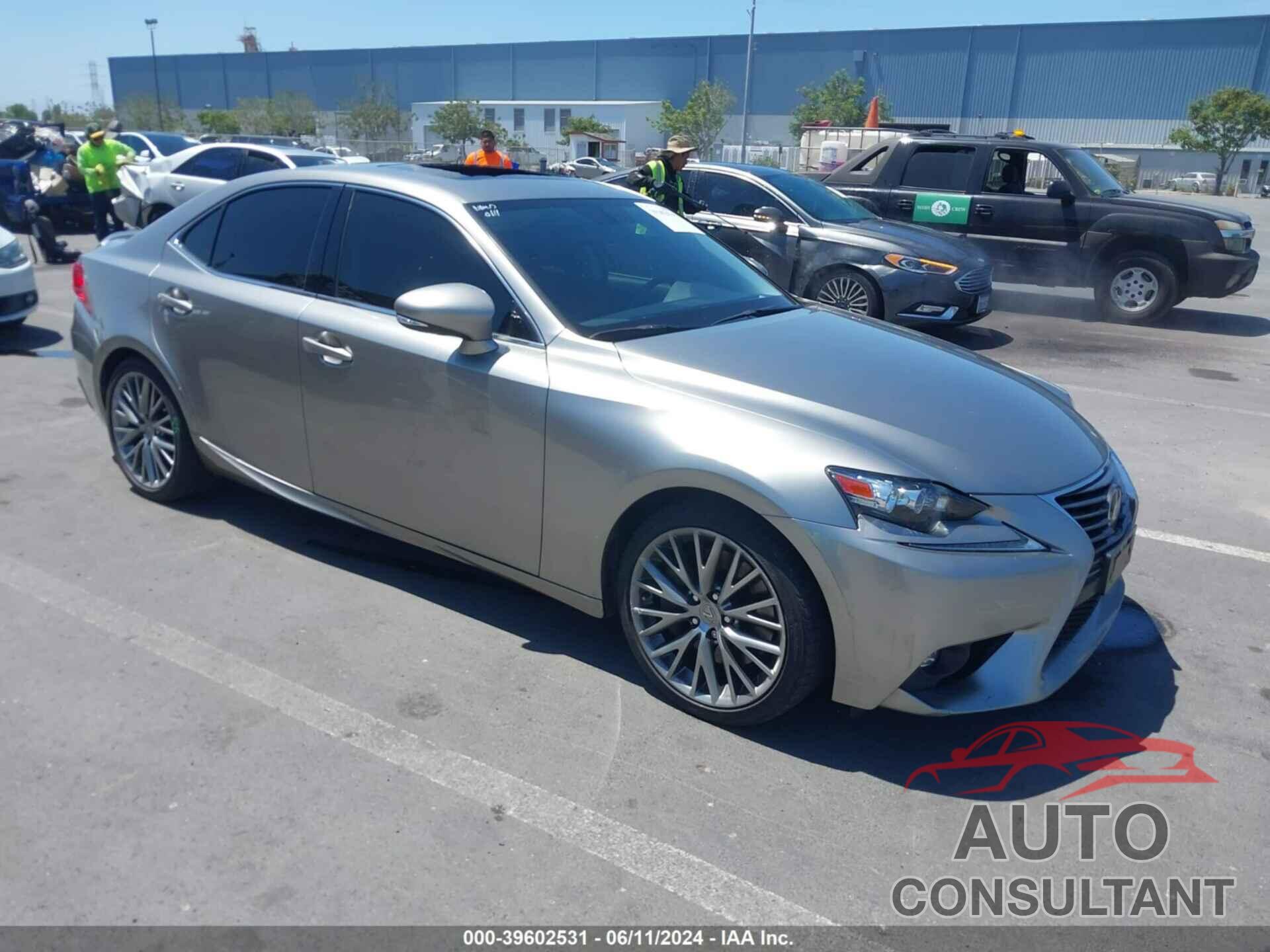 LEXUS IS 200T 2016 - JTHBA1D26G5009840