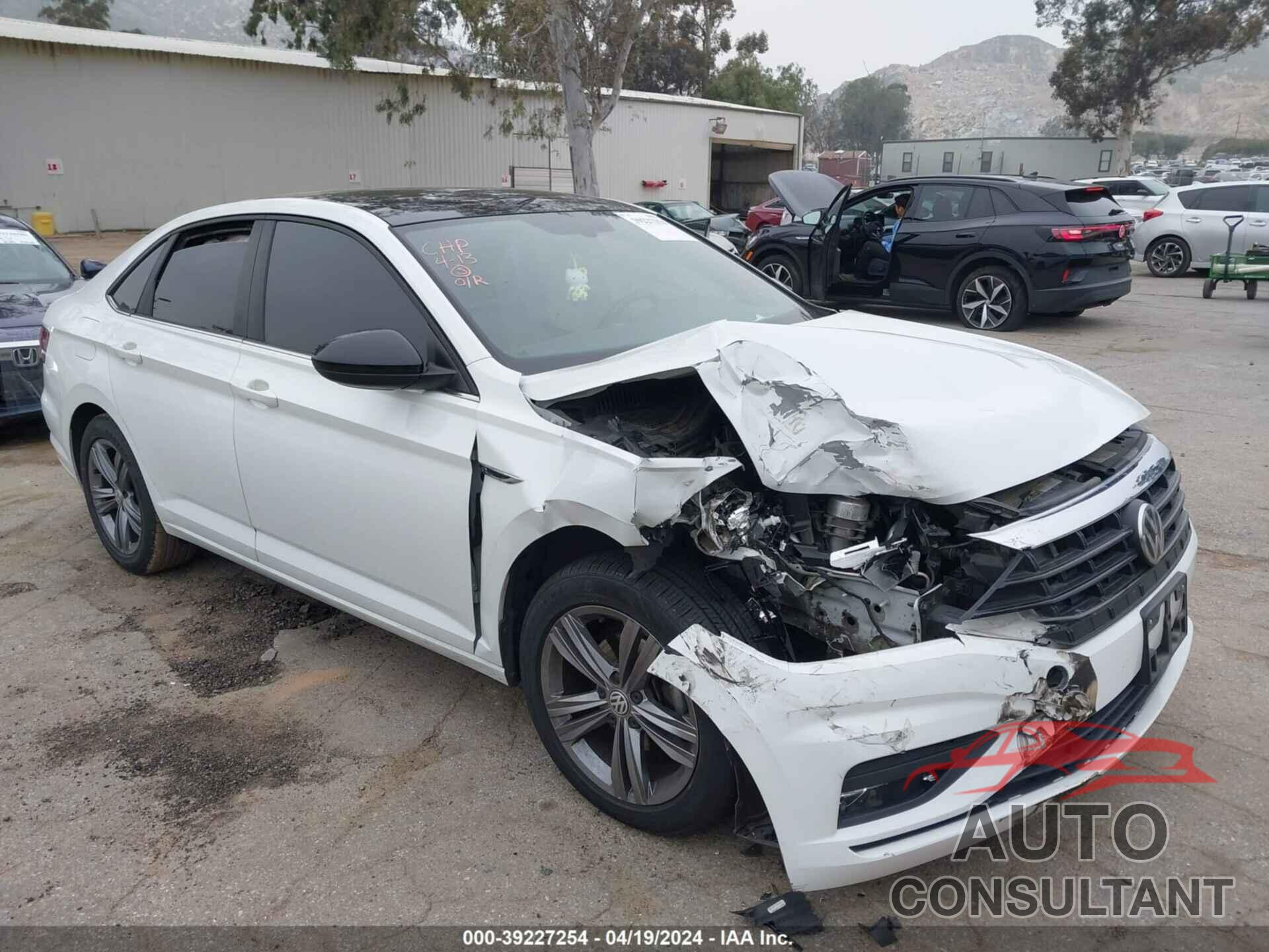 VOLKSWAGEN JETTA 2019 - 3VWC57BU7KM202791