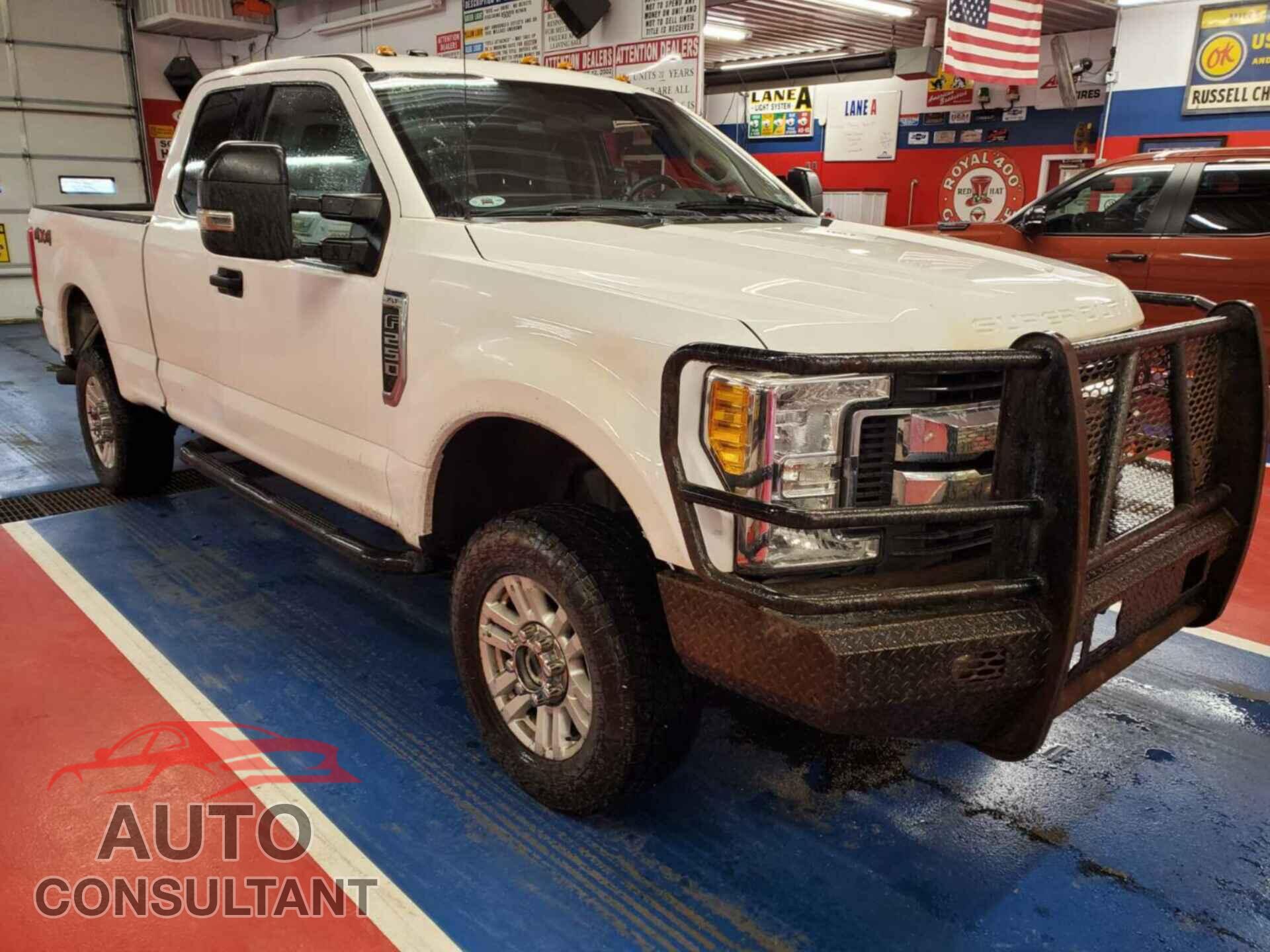 FORD F-250 2017 - 1FT7X2B68HEB27357