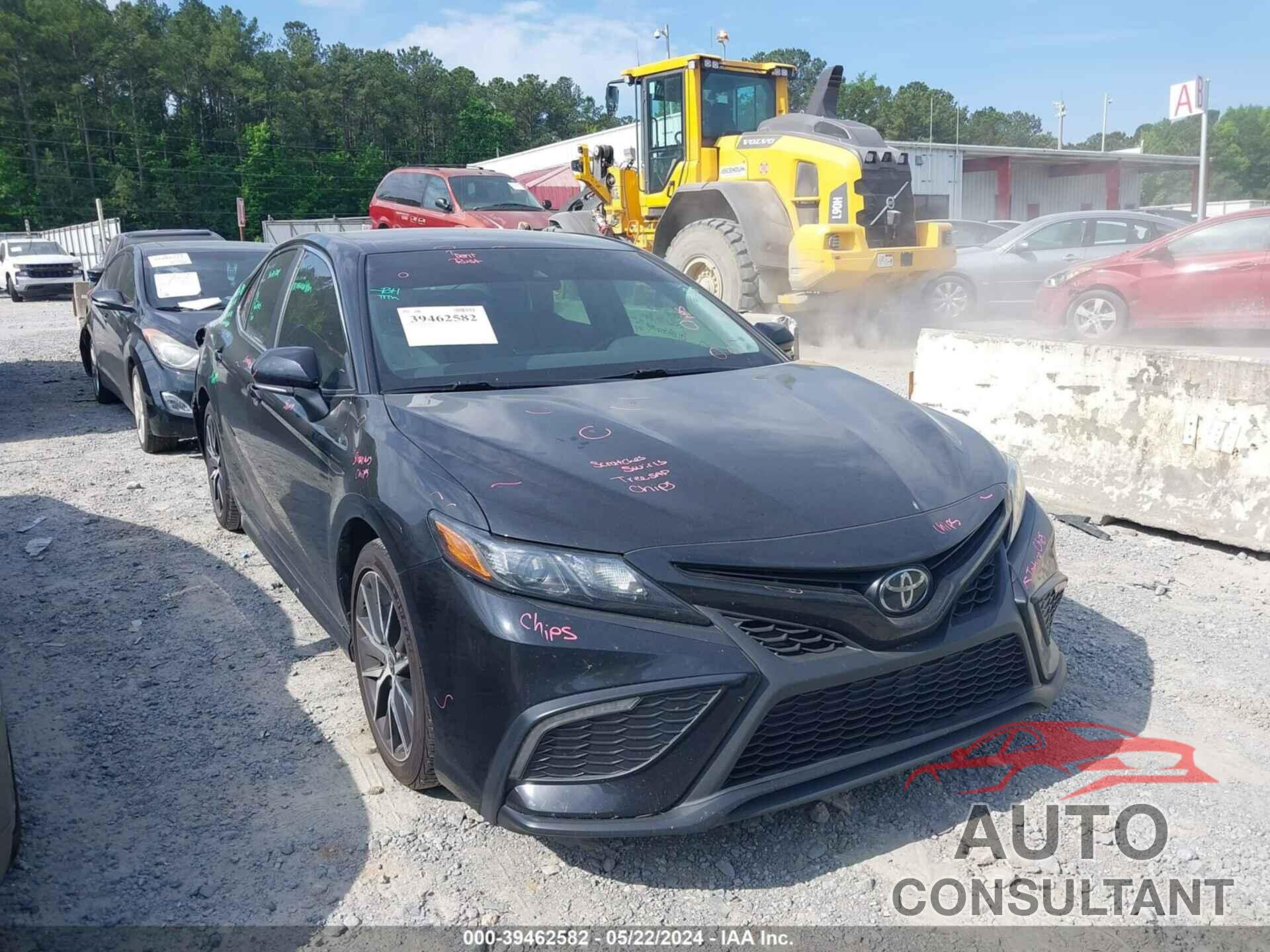 TOYOTA CAMRY 2023 - 4T1G11AK6PU720158