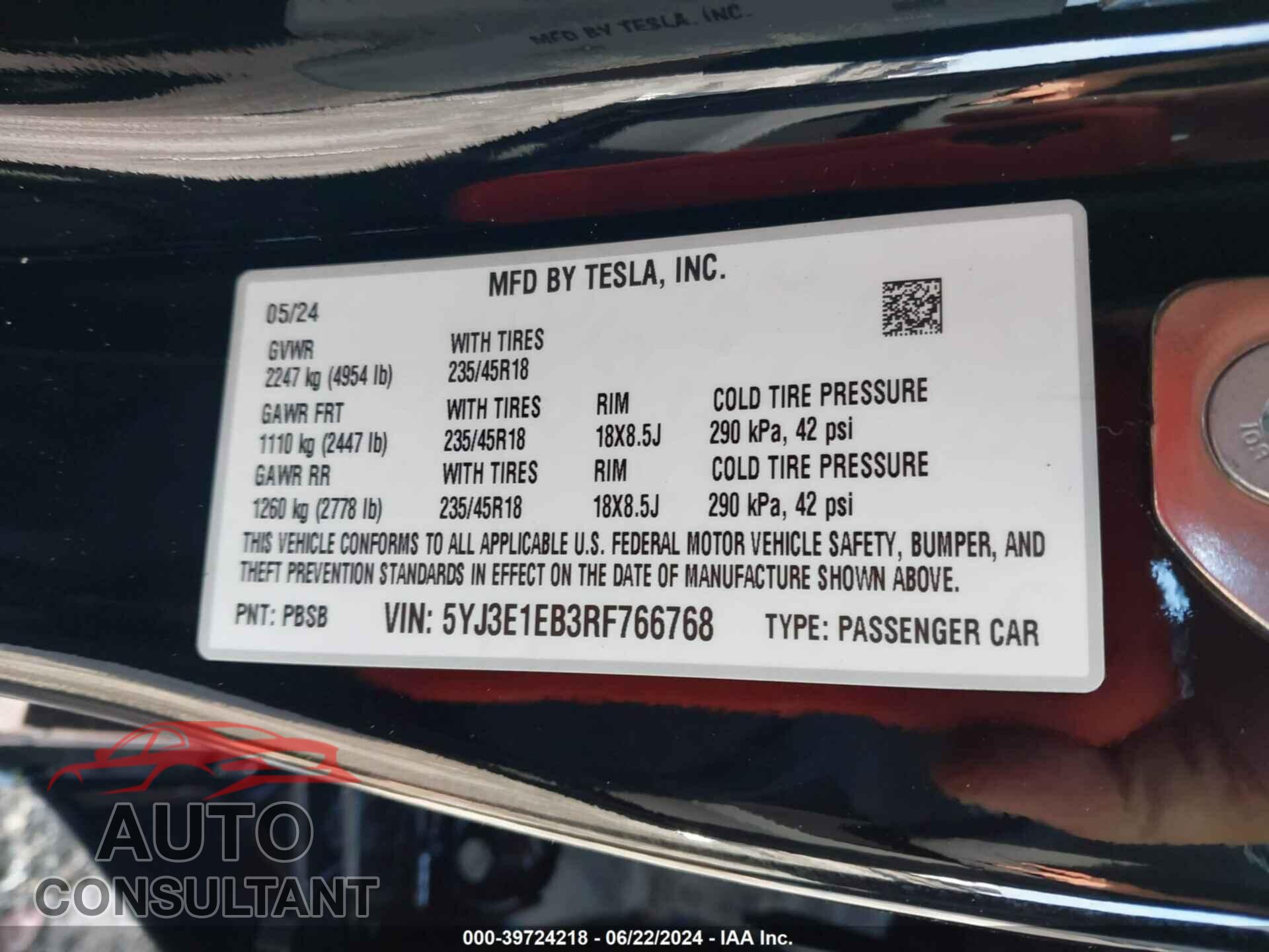 TESLA MODEL 3 2024 - 5YJ3E1EB3RF766768