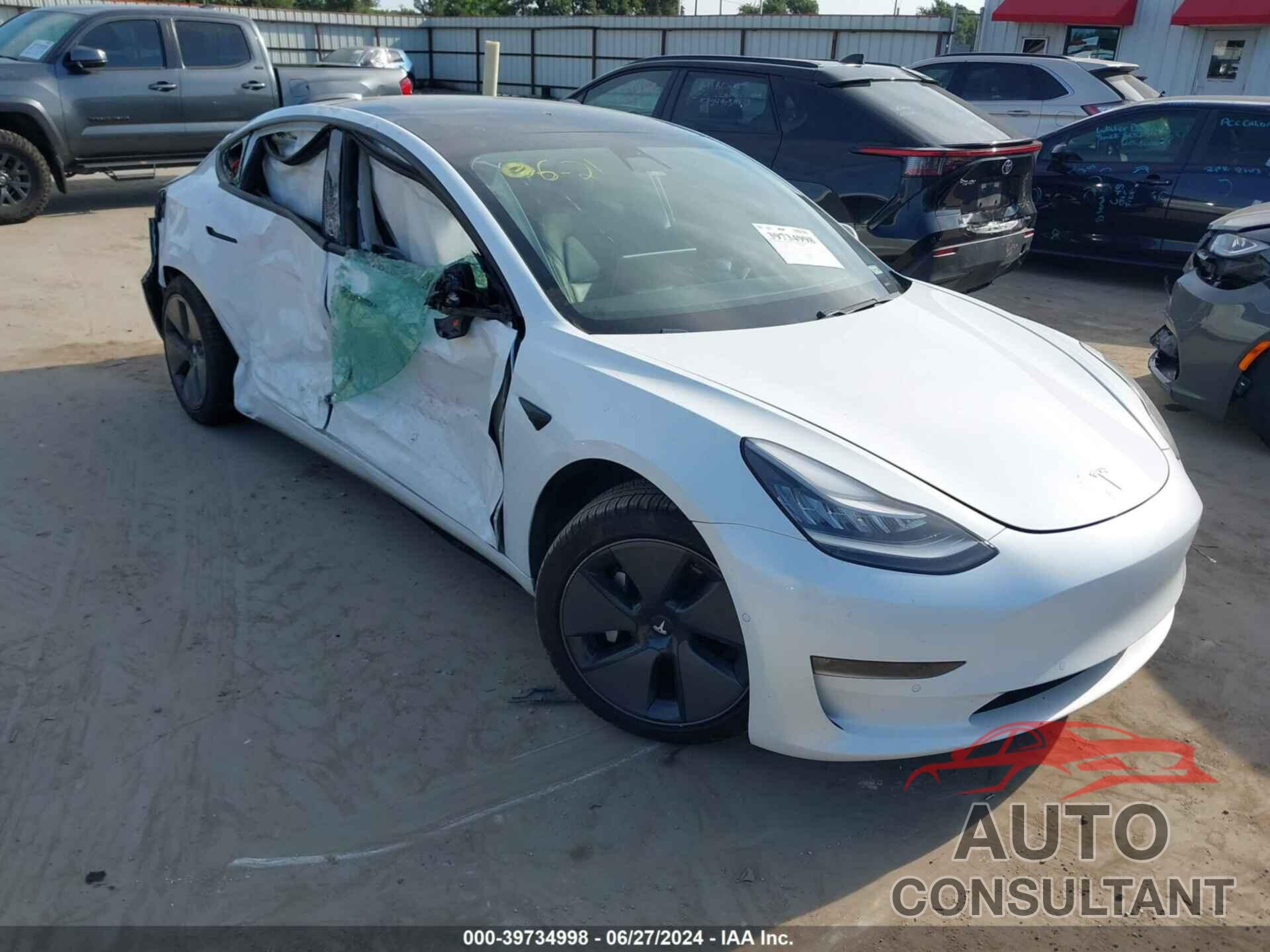 TESLA MODEL 3 2021 - 5YJ3E1EB3MF849402