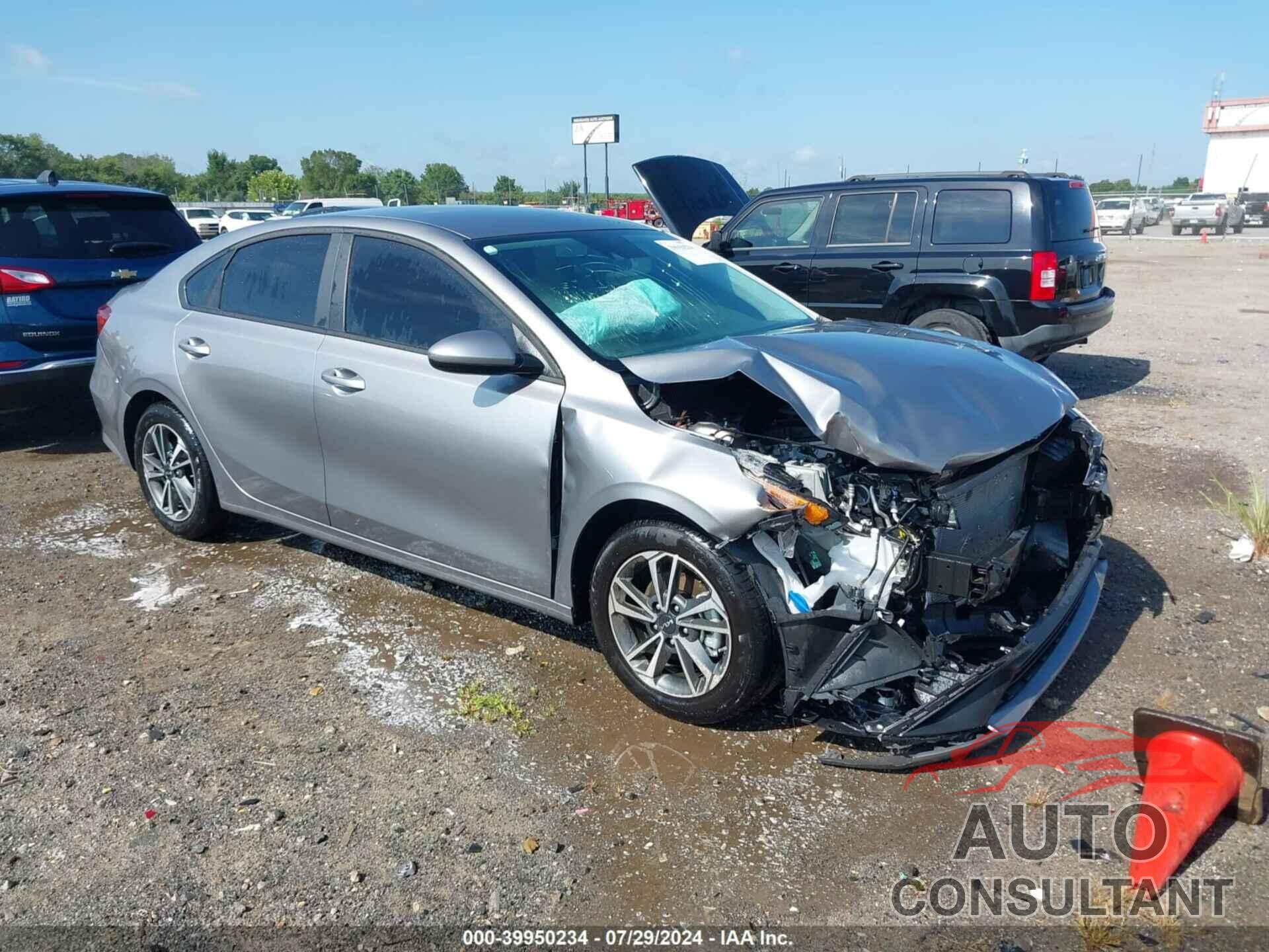 KIA FORTE 2024 - 3KPF24ADXRE777982