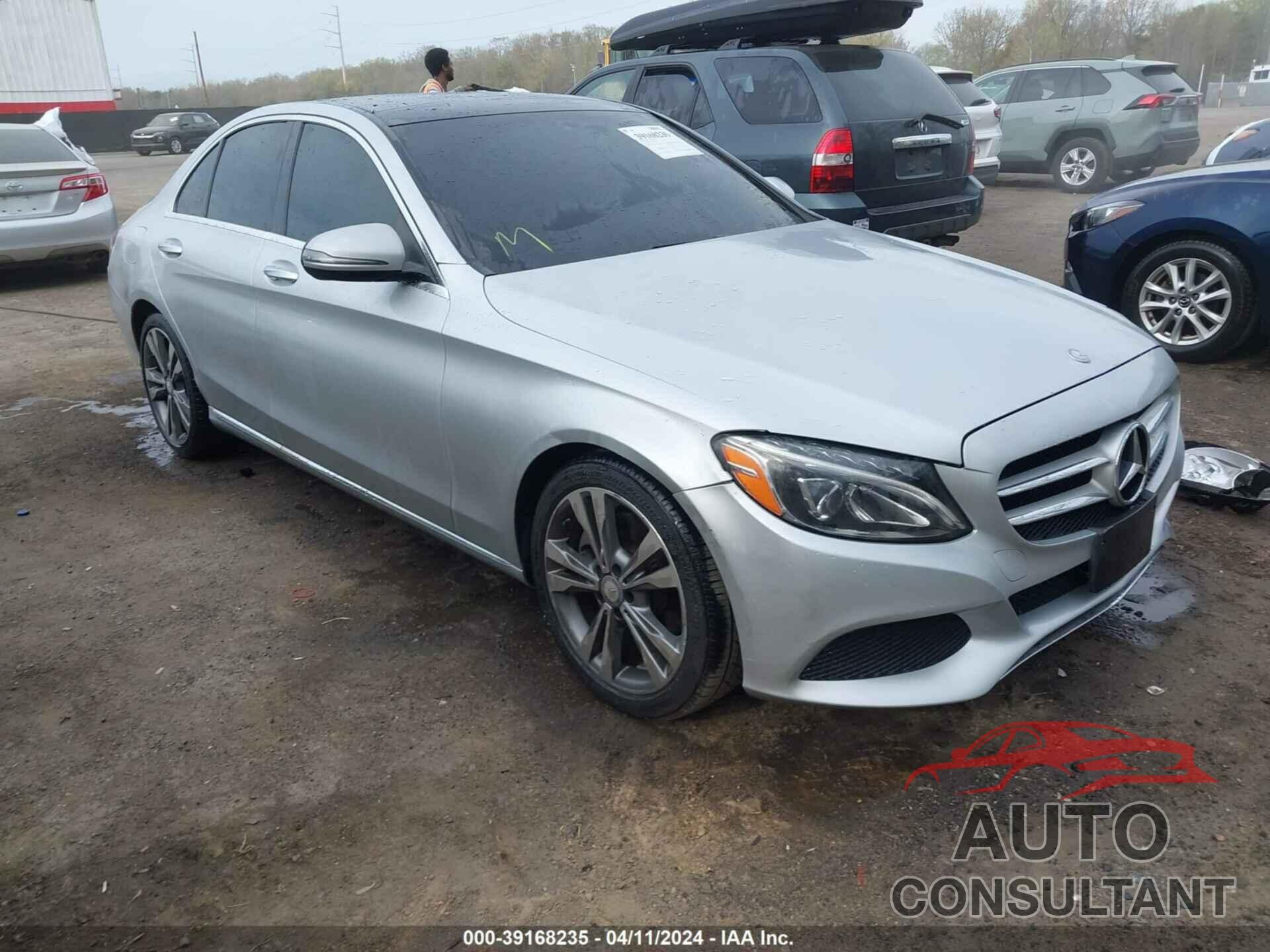 MERCEDES-BENZ C 300 2016 - 55SWF4JB9GU174322