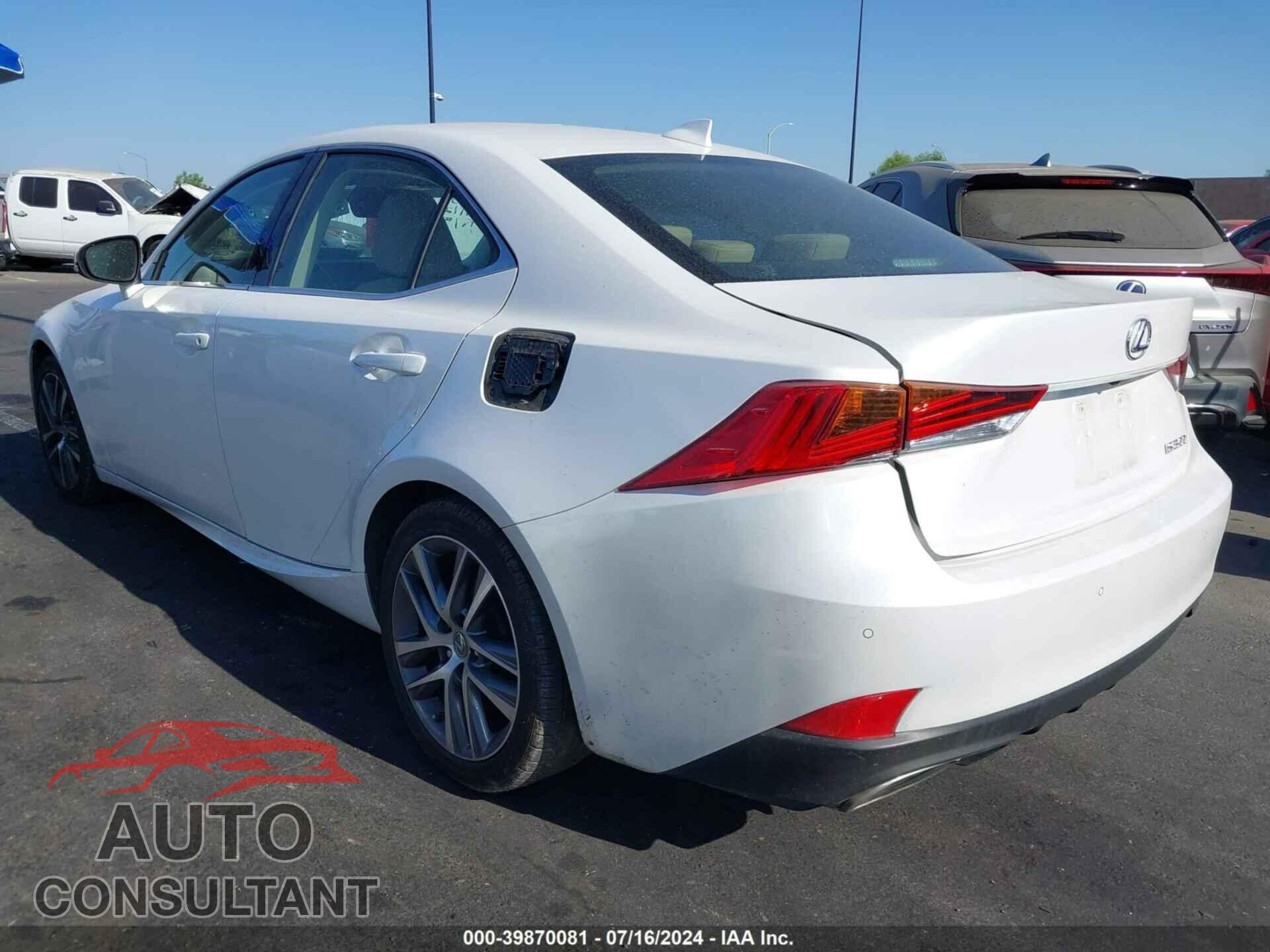 LEXUS IS 300 2020 - JTHDA1D20L5107457
