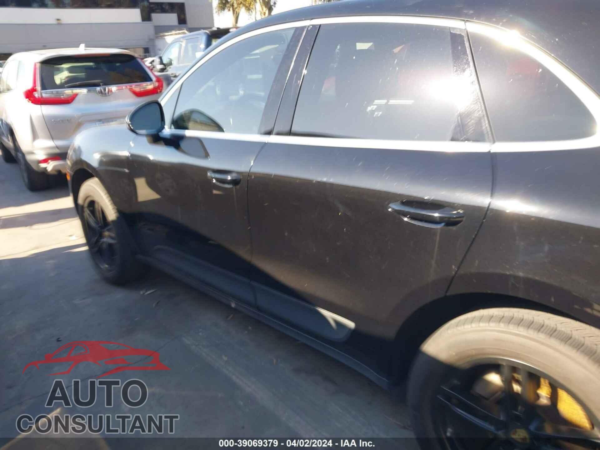 PORSCHE MACAN 2017 - WP1AB2A56HLB19667