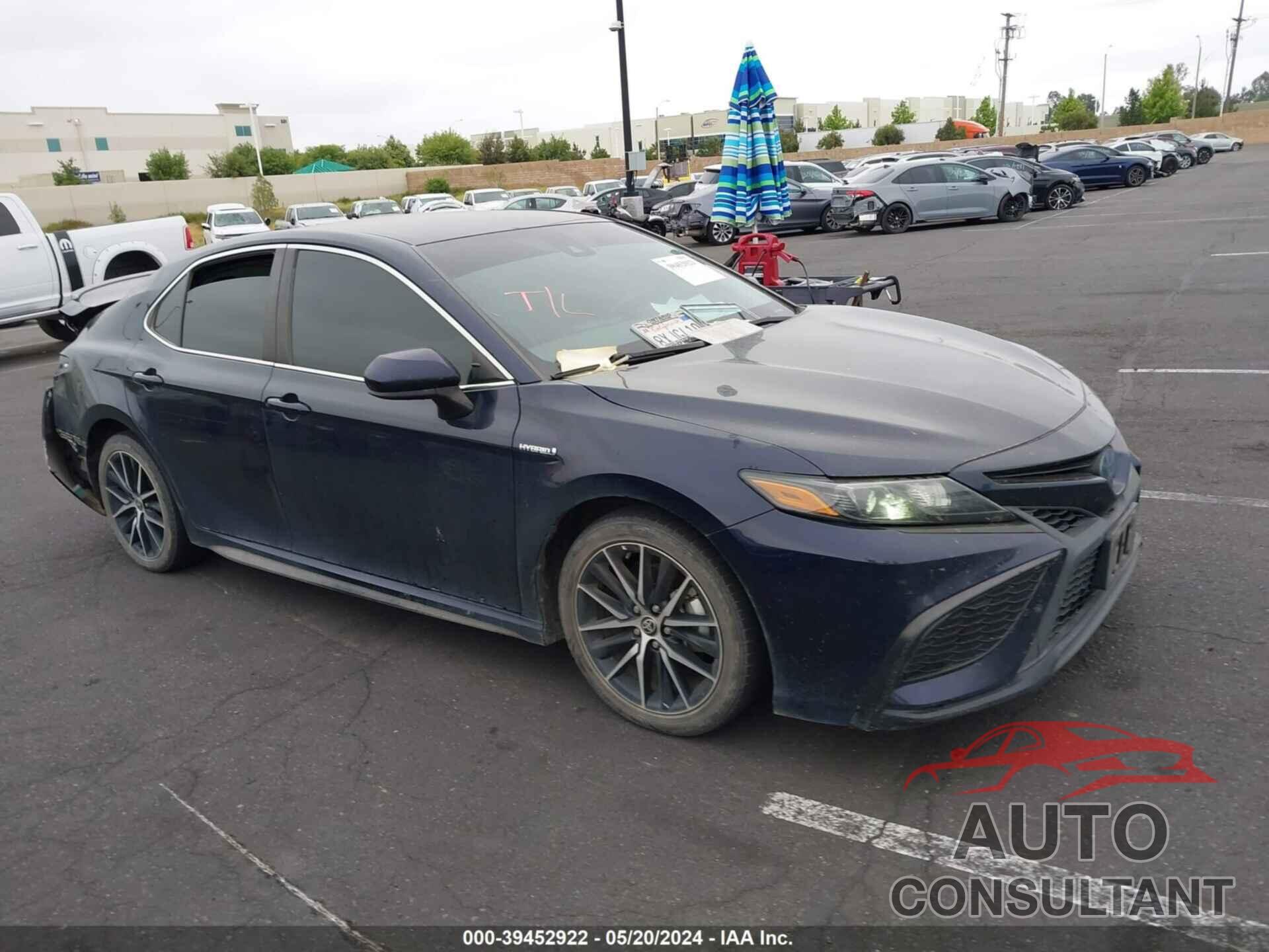 TOYOTA CAMRY 2021 - 4T1G31AK4MU564823