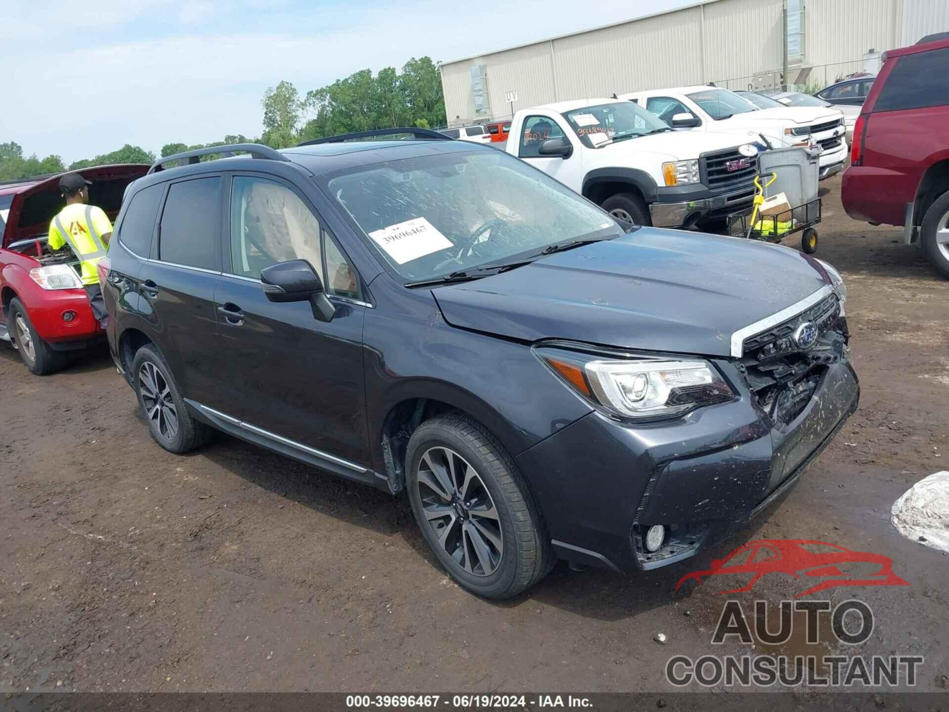 SUBARU FORESTER 2017 - JF2SJGWC8HH550657