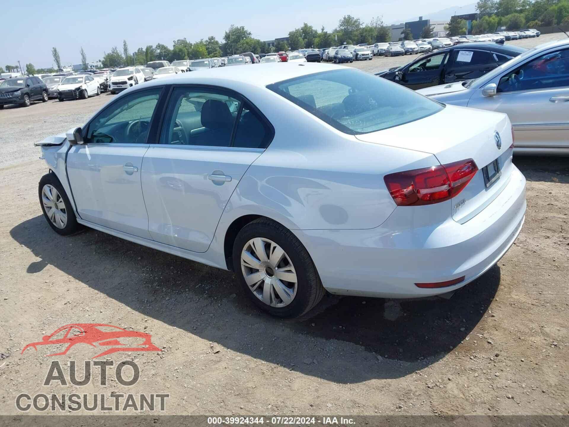VOLKSWAGEN JETTA 2017 - 3VW2B7AJ7HM274031