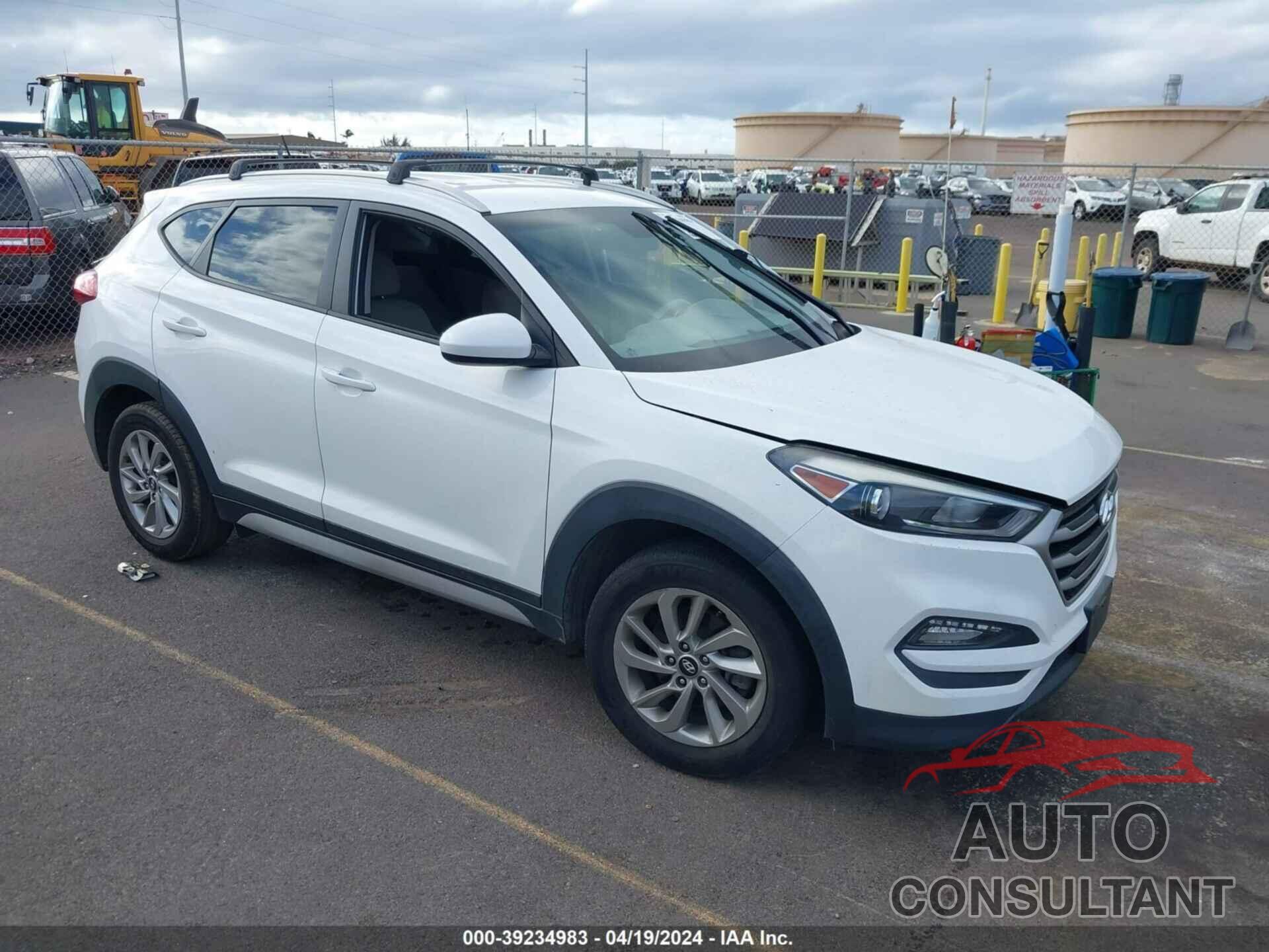 HYUNDAI TUCSON 2017 - KM8J33A42HU517962