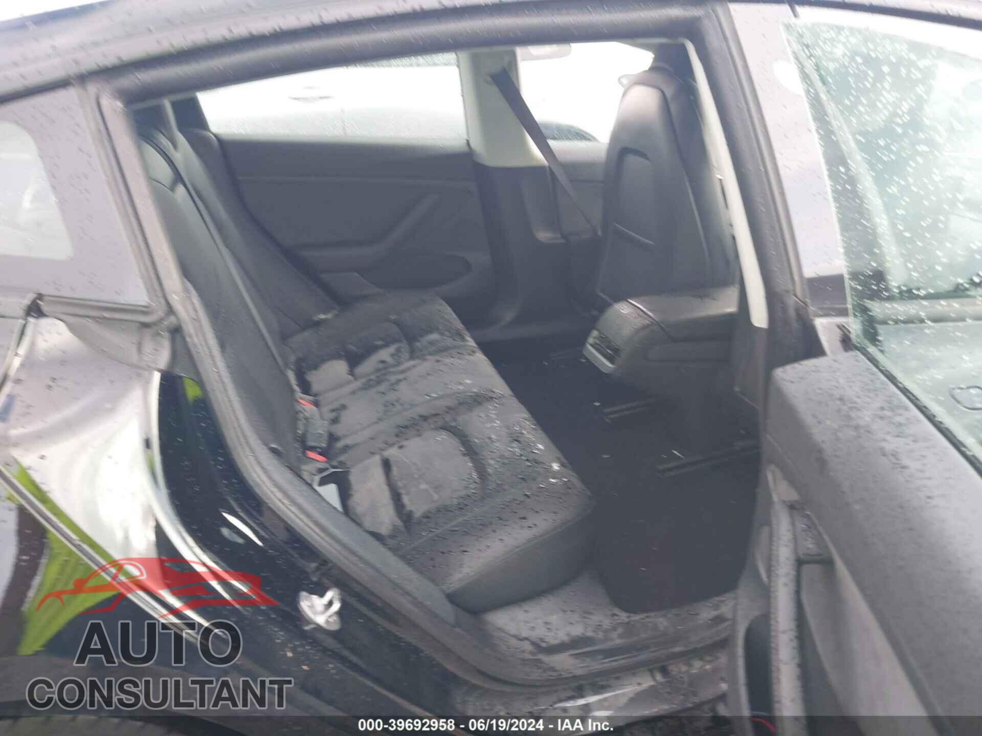 TESLA MODEL 3 2023 - 5YJ3E1EB6PF391844