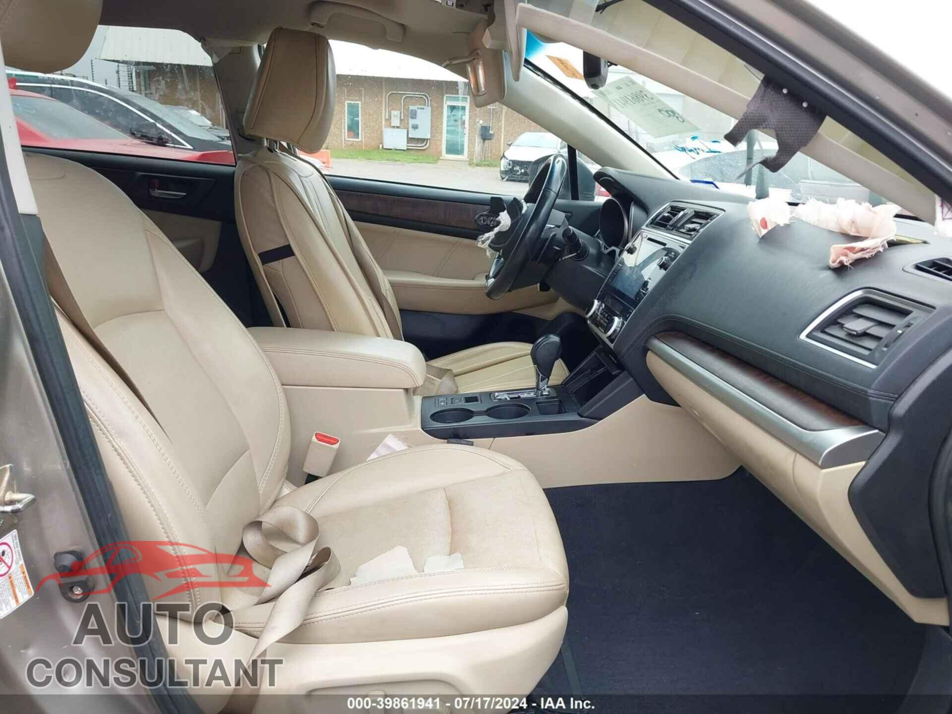 SUBARU OUTBACK 2018 - 4S4BSANC2J3290524
