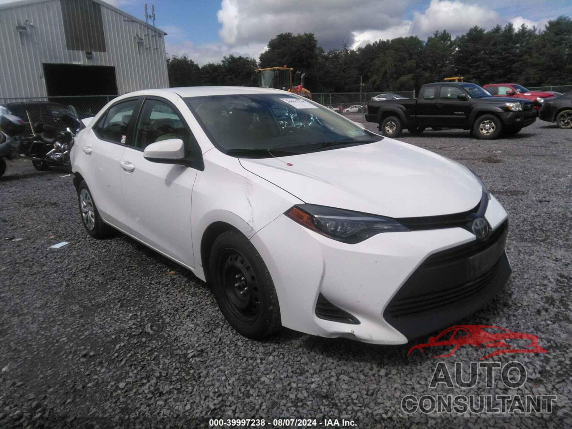 TOYOTA COROLLA 2017 - 2T1BURHE8HC941196