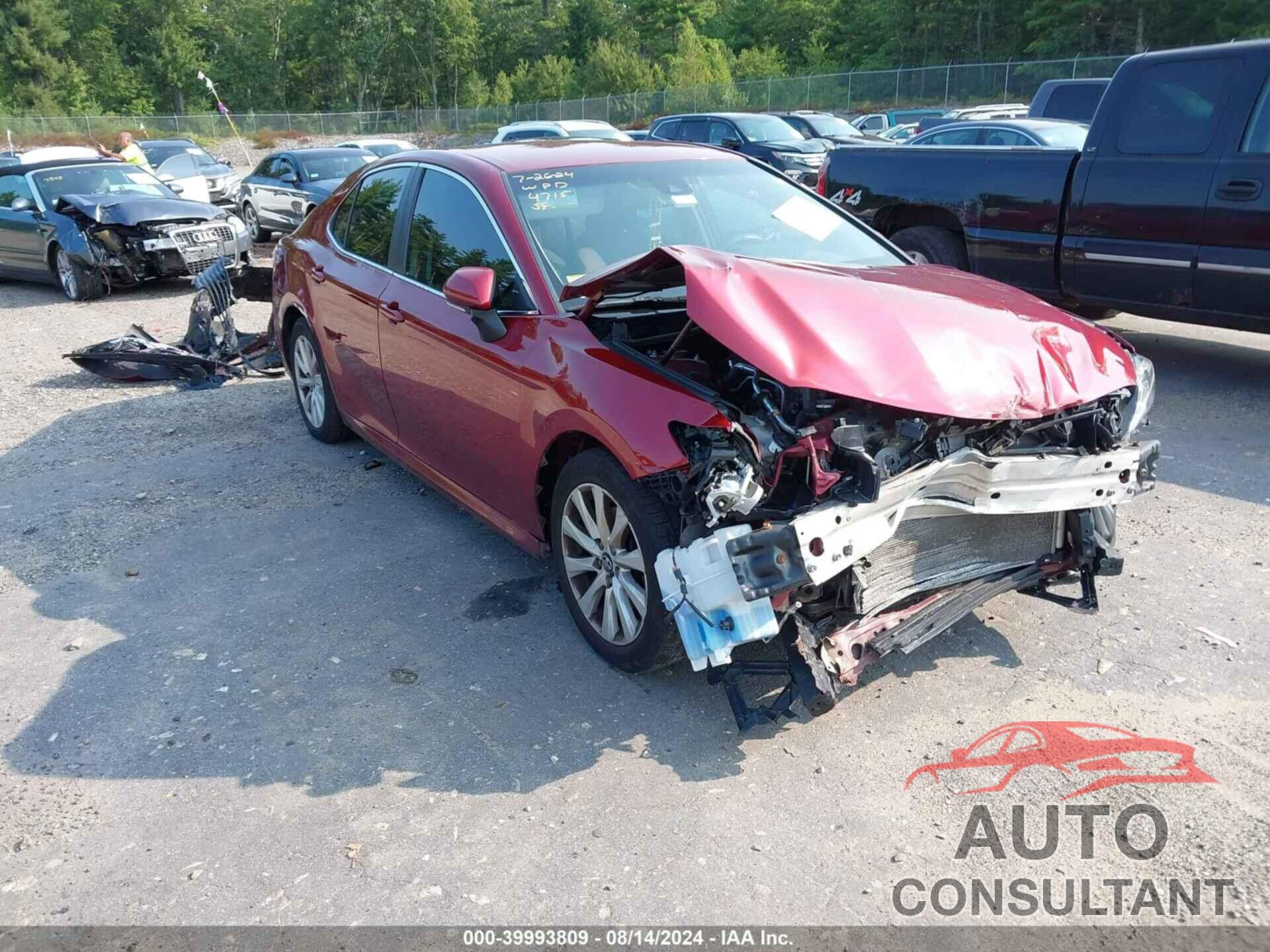 TOYOTA CAMRY 2018 - 4T1B11HK5JU574715