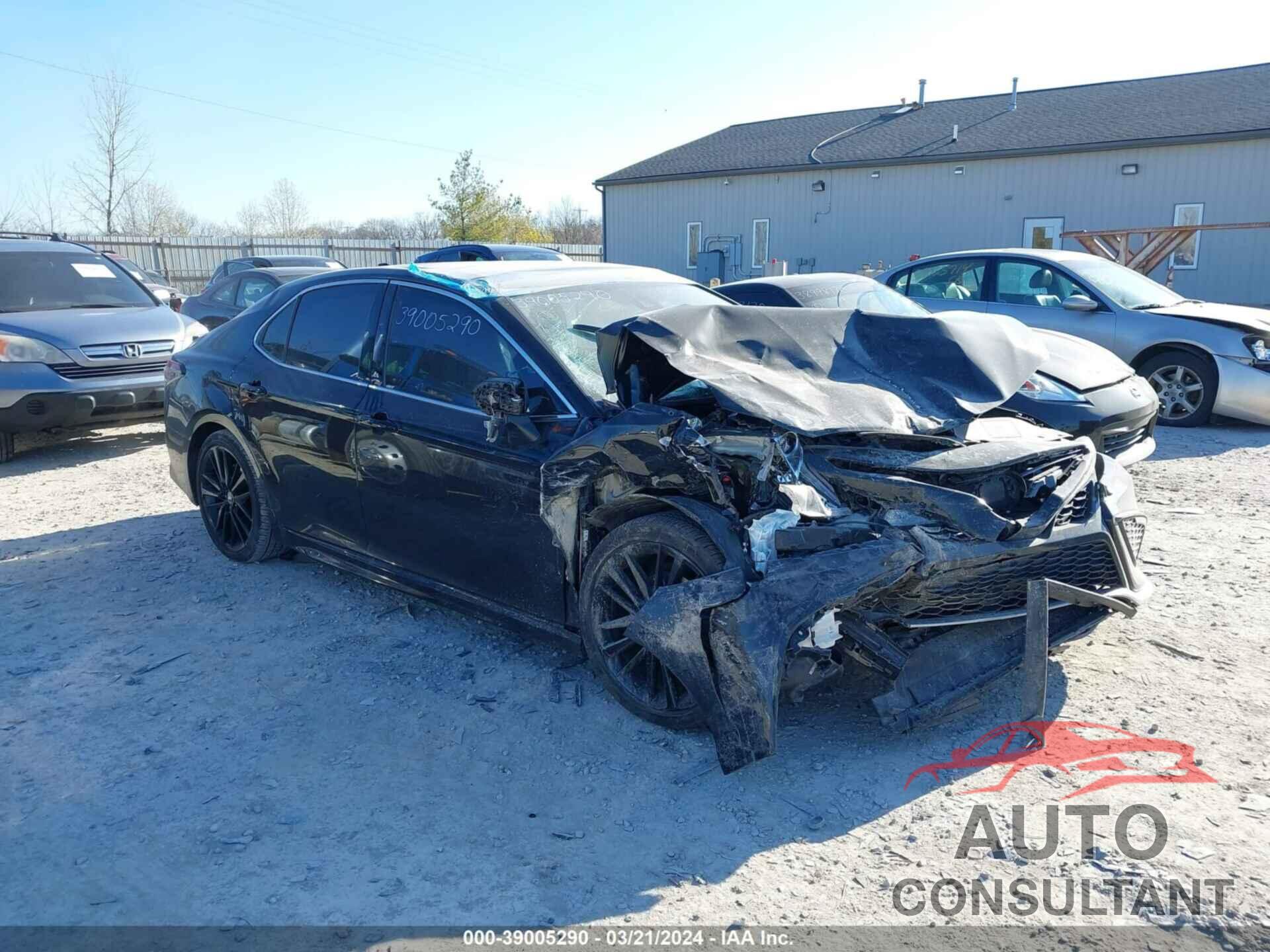 TOYOTA CAMRY 2023 - 4T1K61AK8PU736552