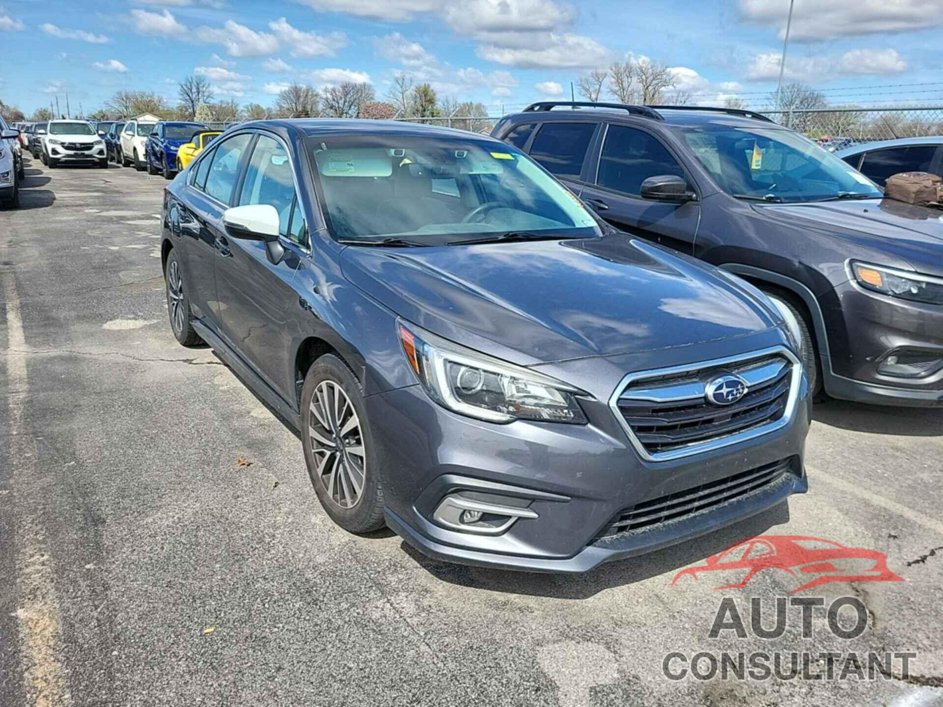 SUBARU LEGACY 2018 - 4S3BNAF61J3035478