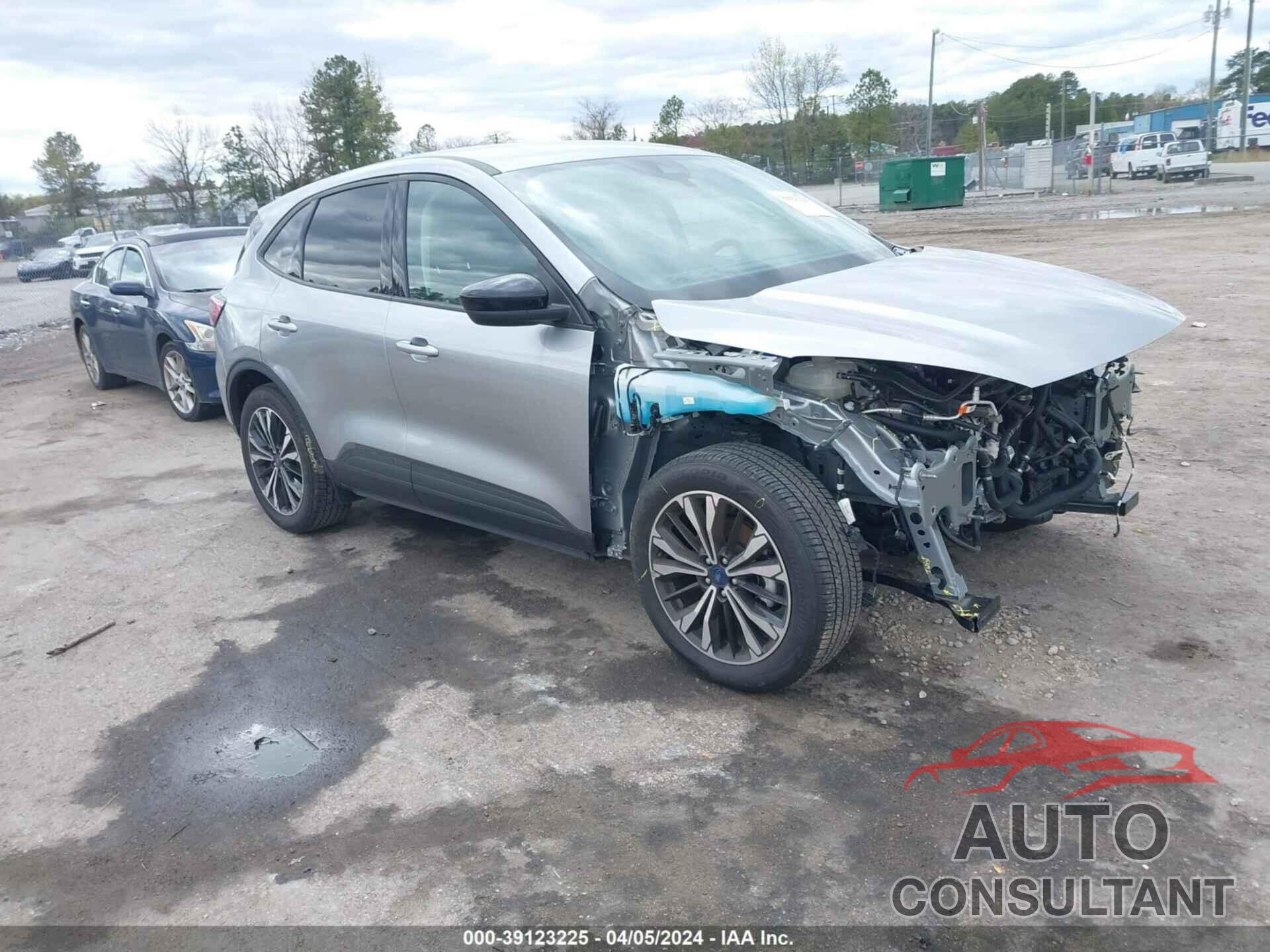 FORD ESCAPE 2022 - 1FMCU0G61NUC02692