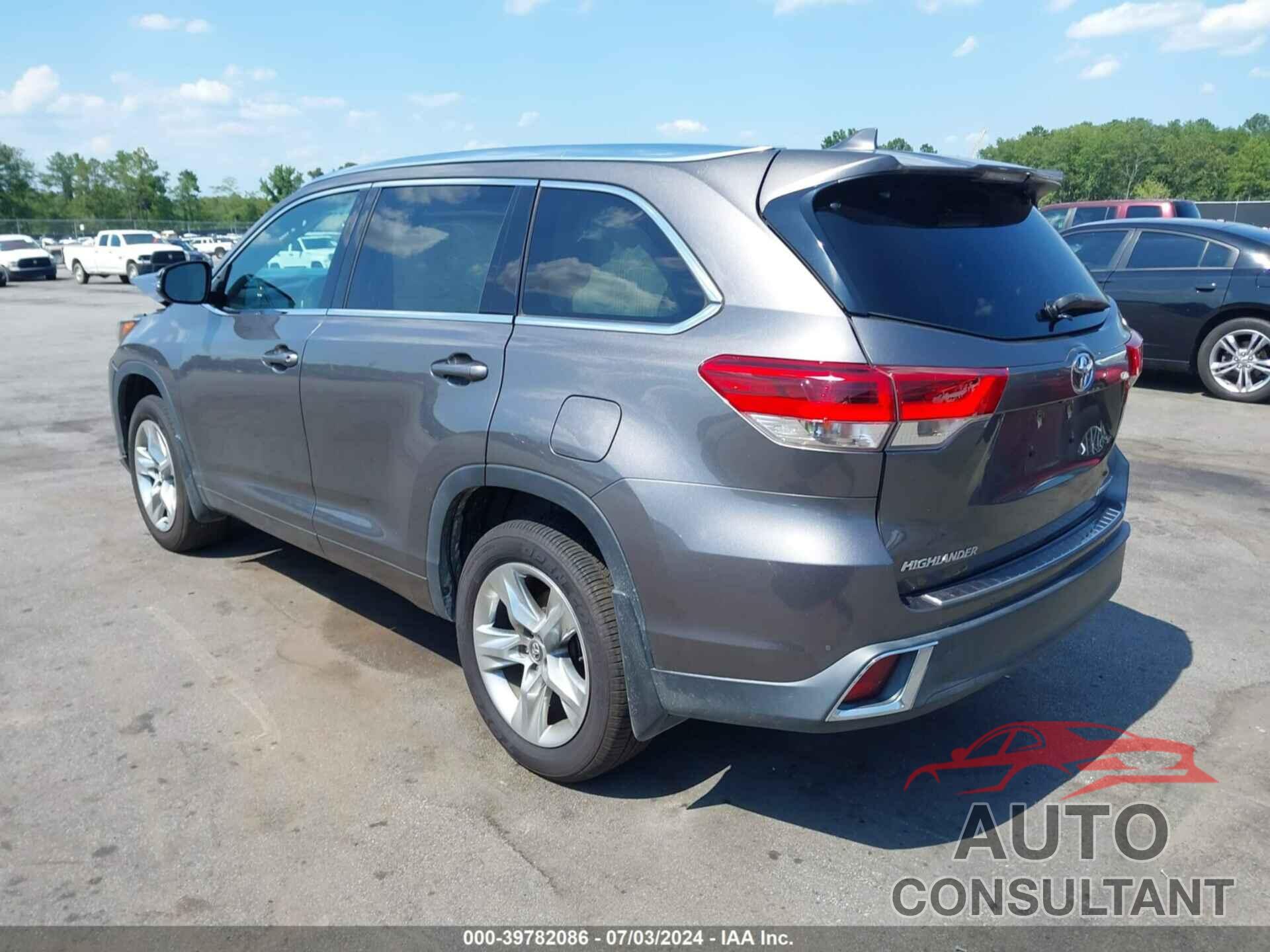 TOYOTA HIGHLANDER 2018 - 5TDDZRFH6JS842297