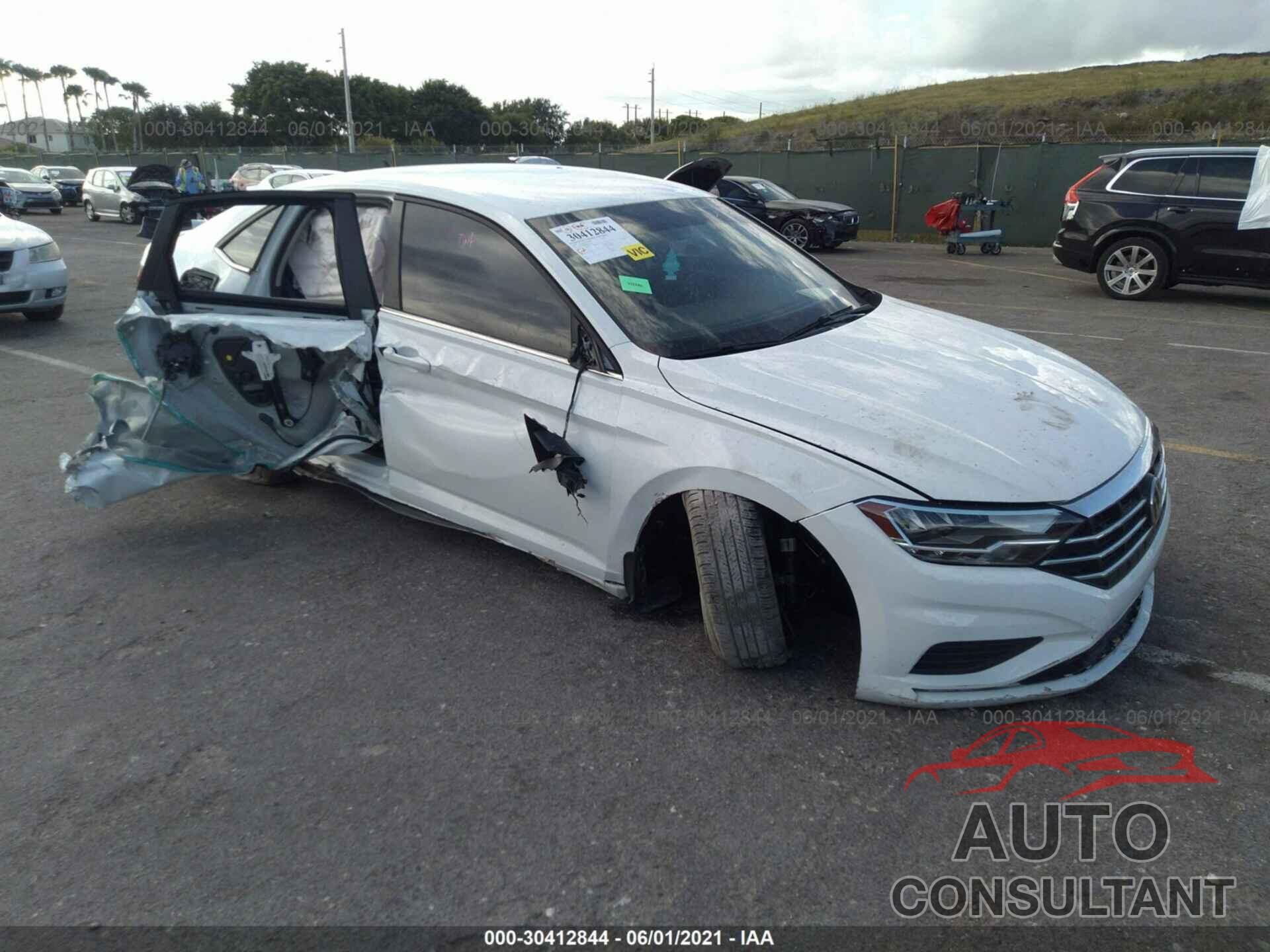 VOLKSWAGEN JETTA 2019 - 3VWC57BU2KM045459